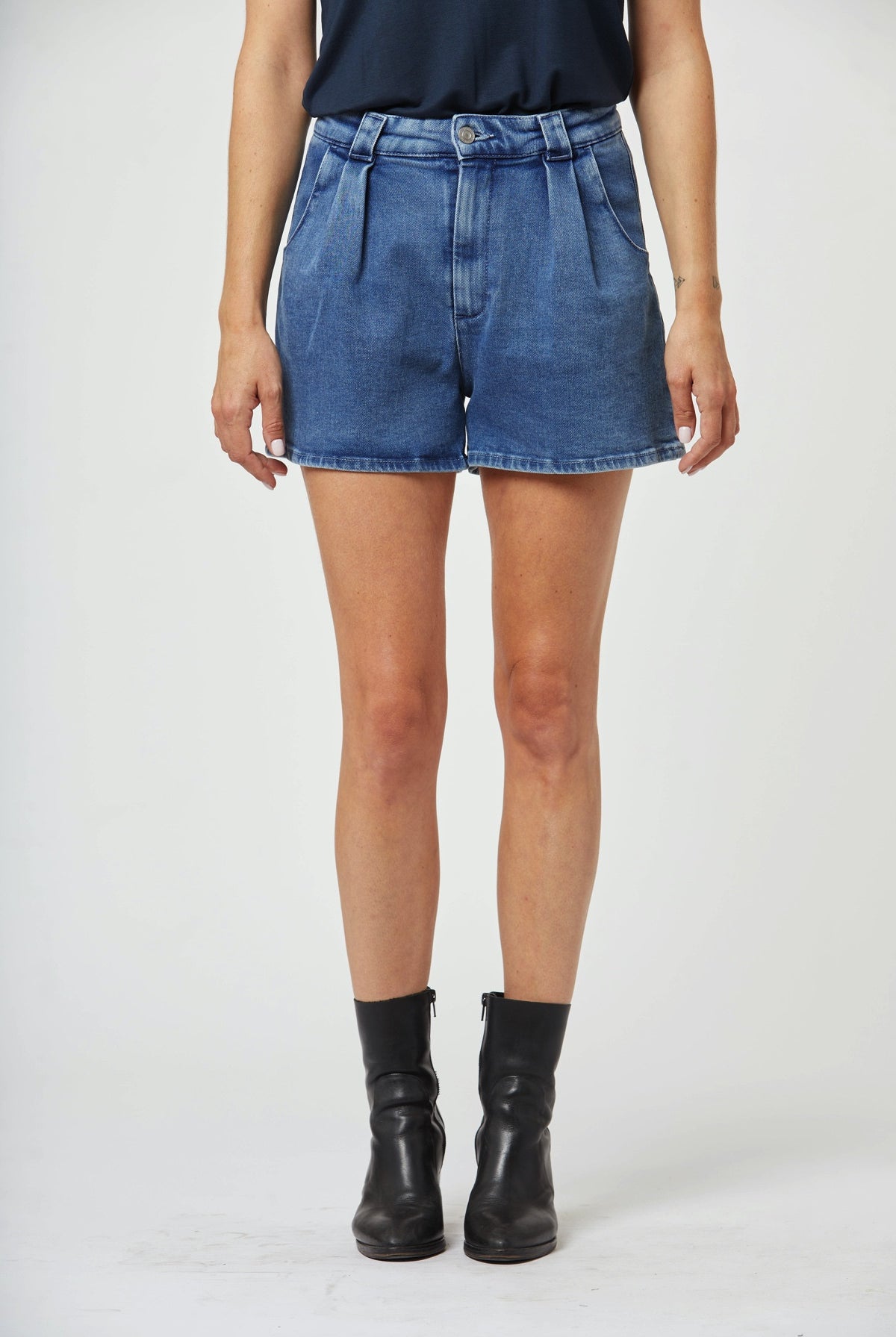 Short JAIKA Recycled Vintage Blue