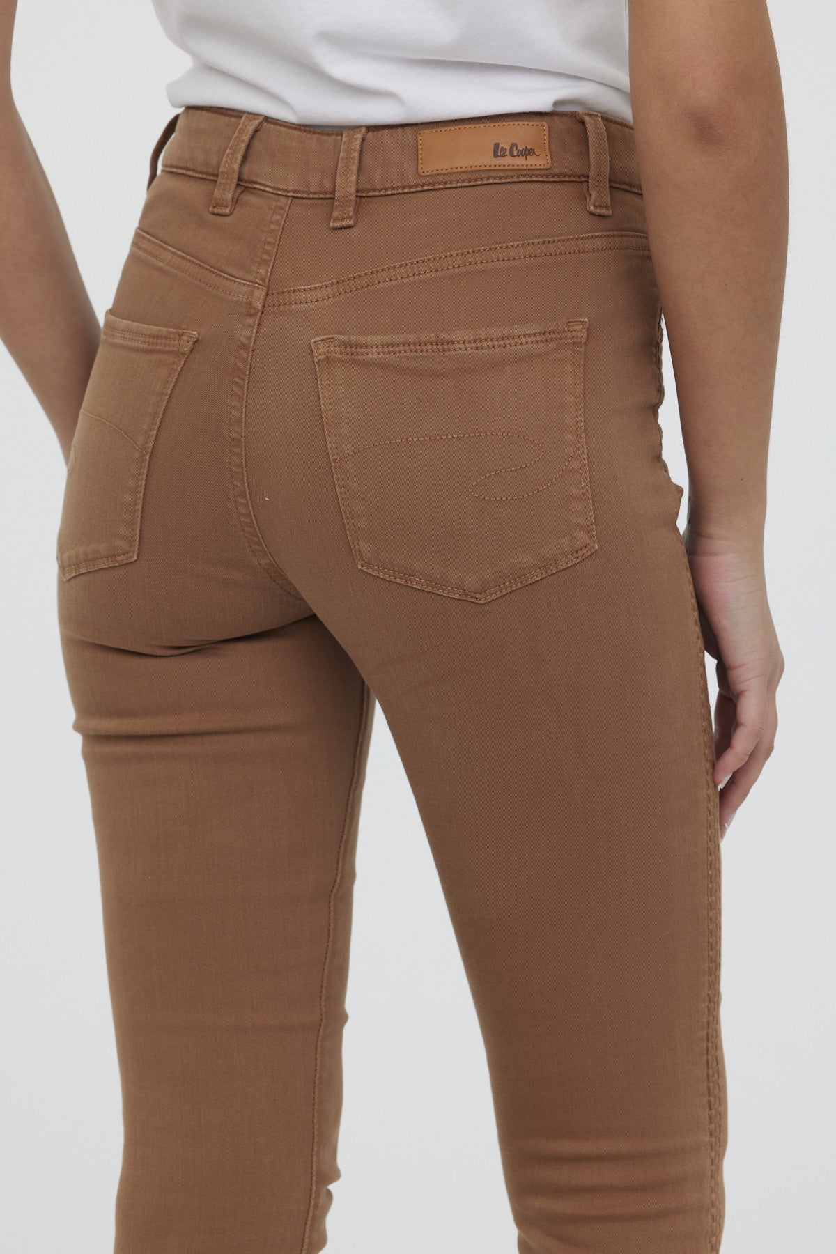 Pantalon LC135 Camel - L32