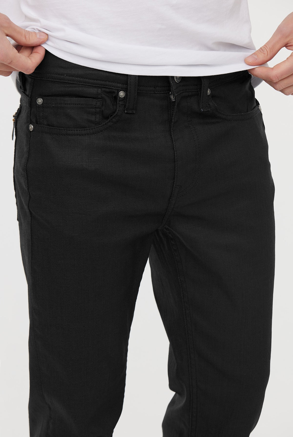 Pantalon LC122ZP Black Coatted L34