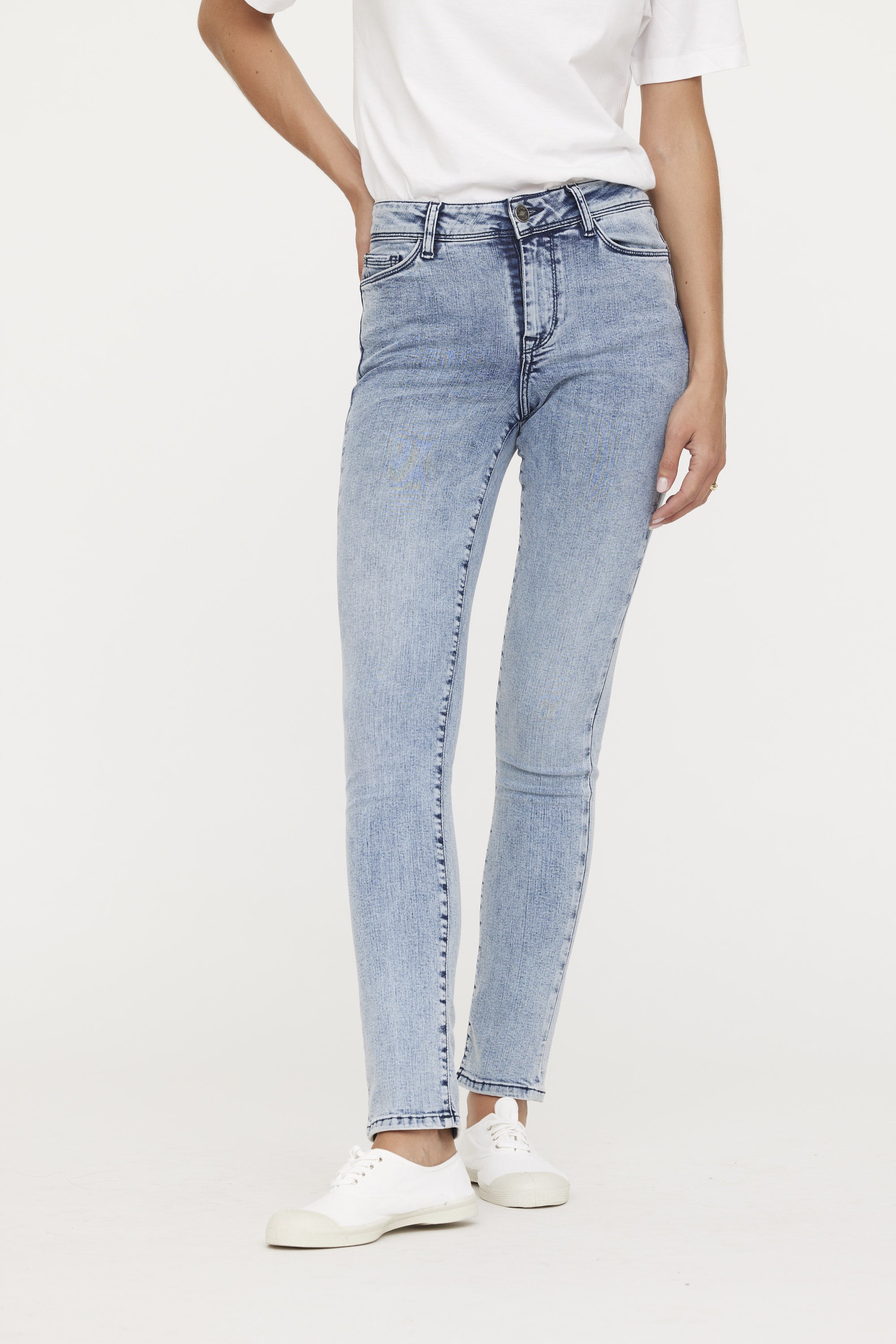 Jean JAMIA Bleach Snow Wash