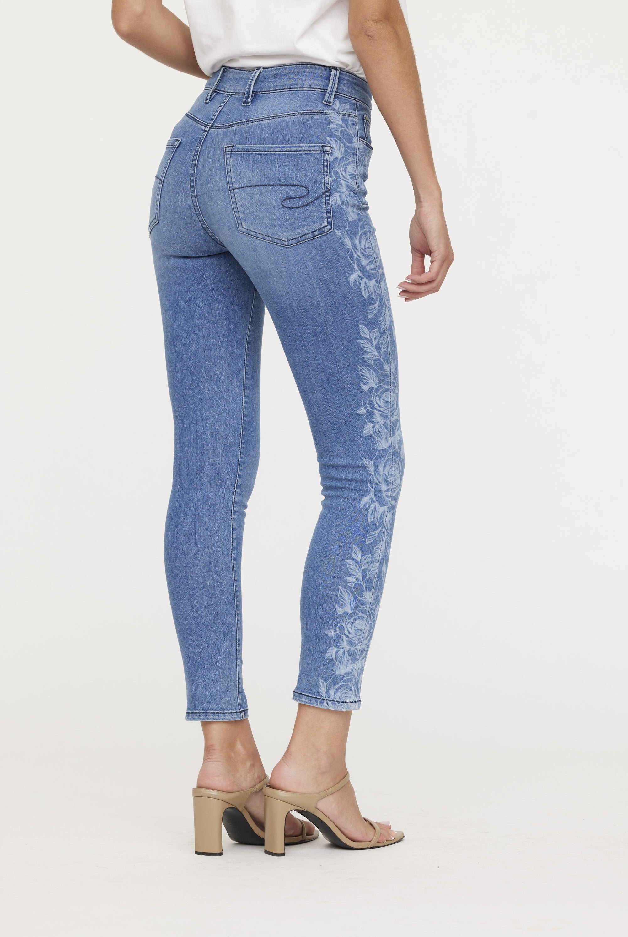 Jean LC135 Medium Blue Lazer