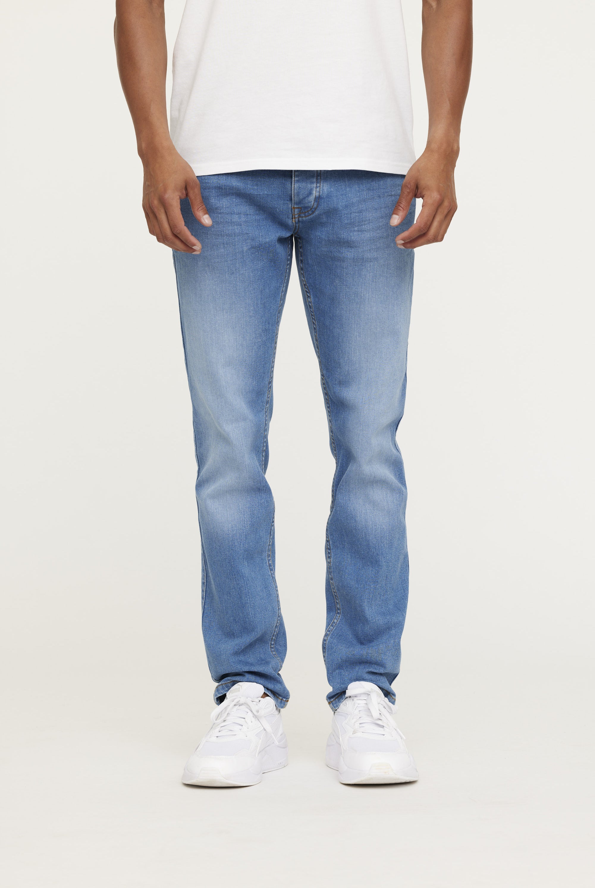 Jean LC020 Bright Blue Brushed