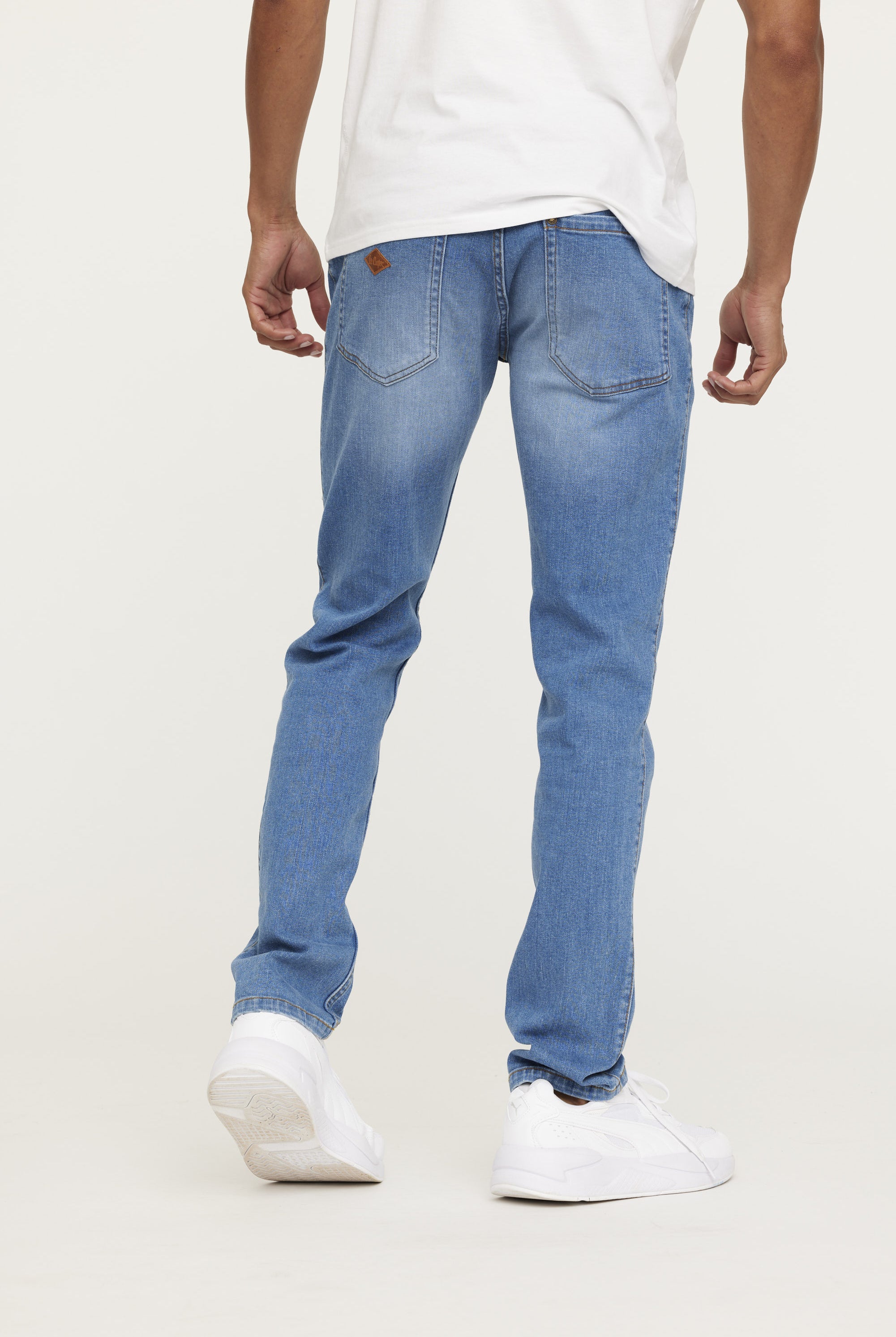 Jean LC020 Bright Blue Brushed