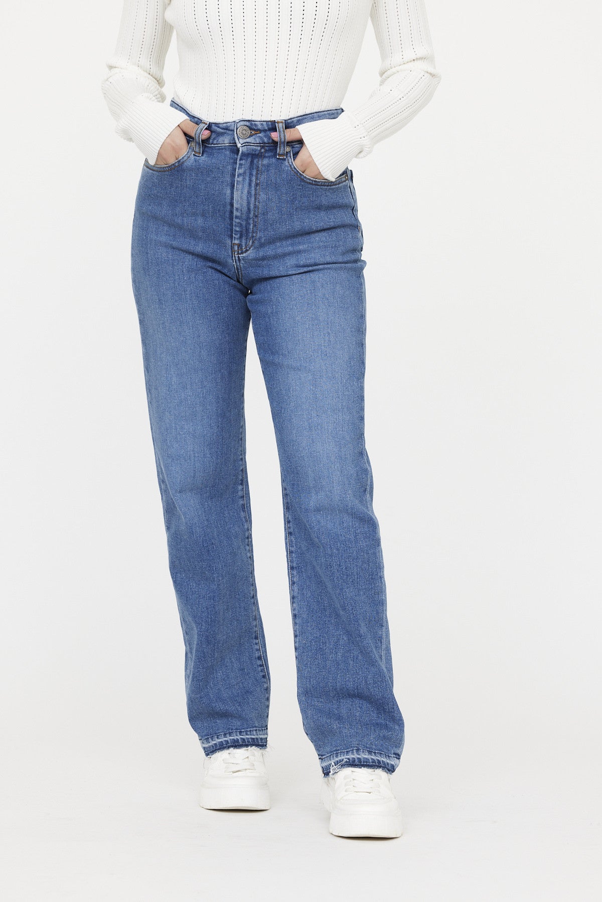 Jean LC151 Double Stone