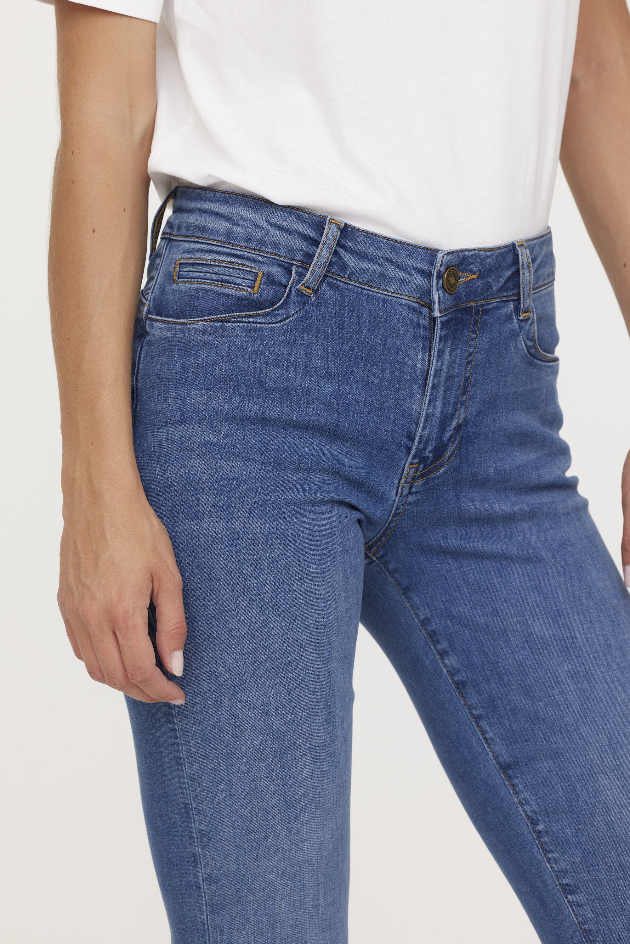 Jean JAMIA Medium Pure Blue