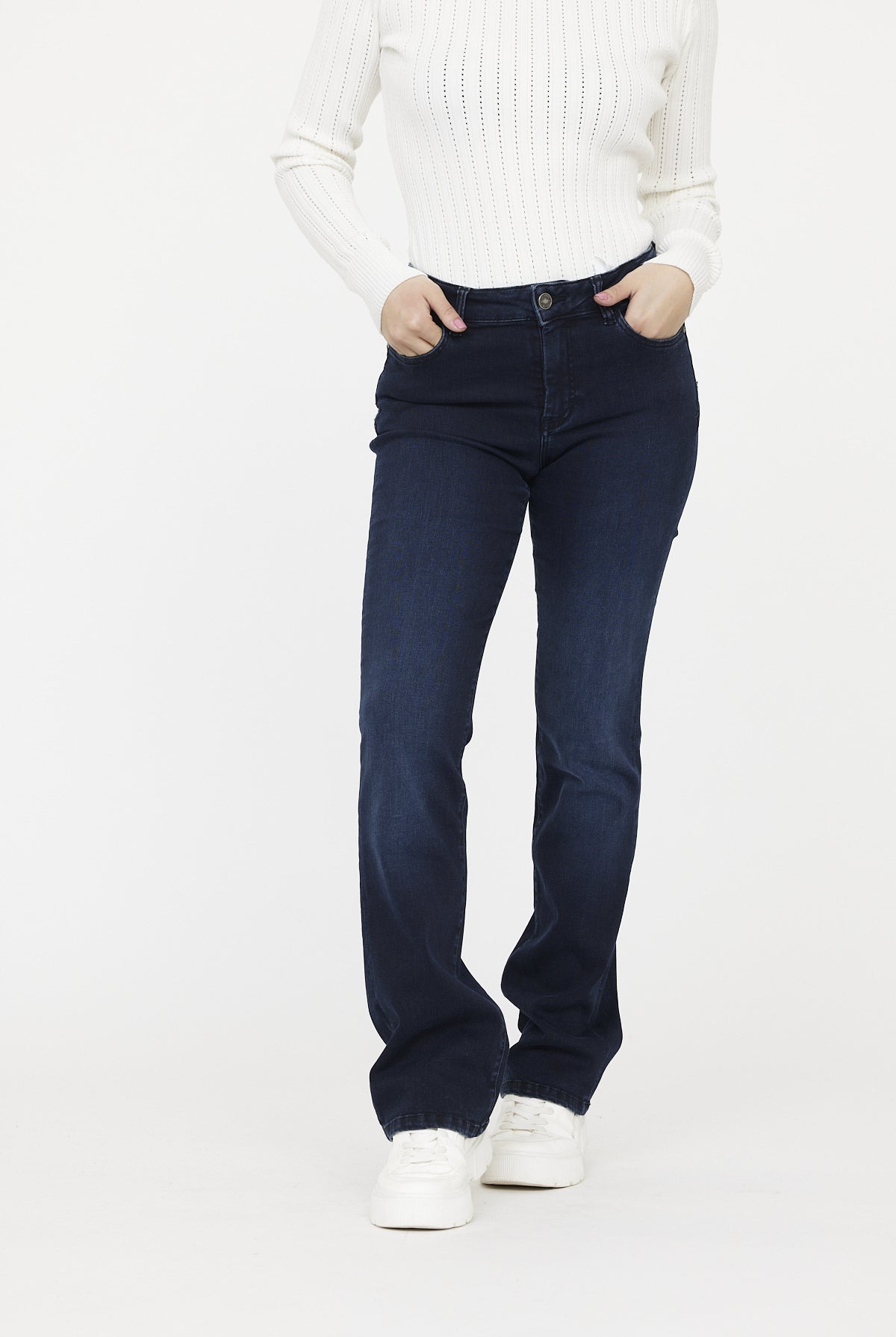 Jean JISENA Blue black light brushed