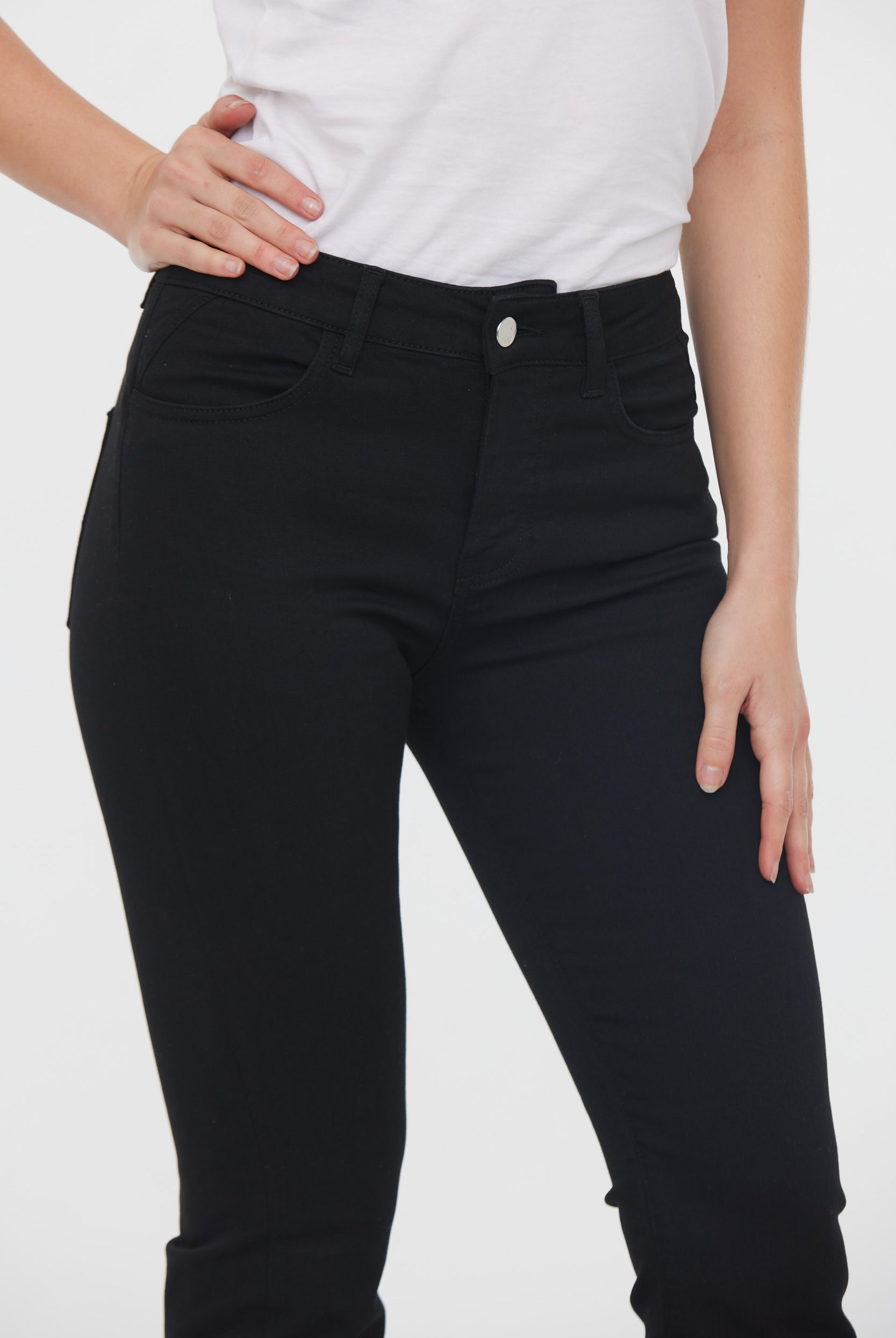 Jean Jeden Black Black