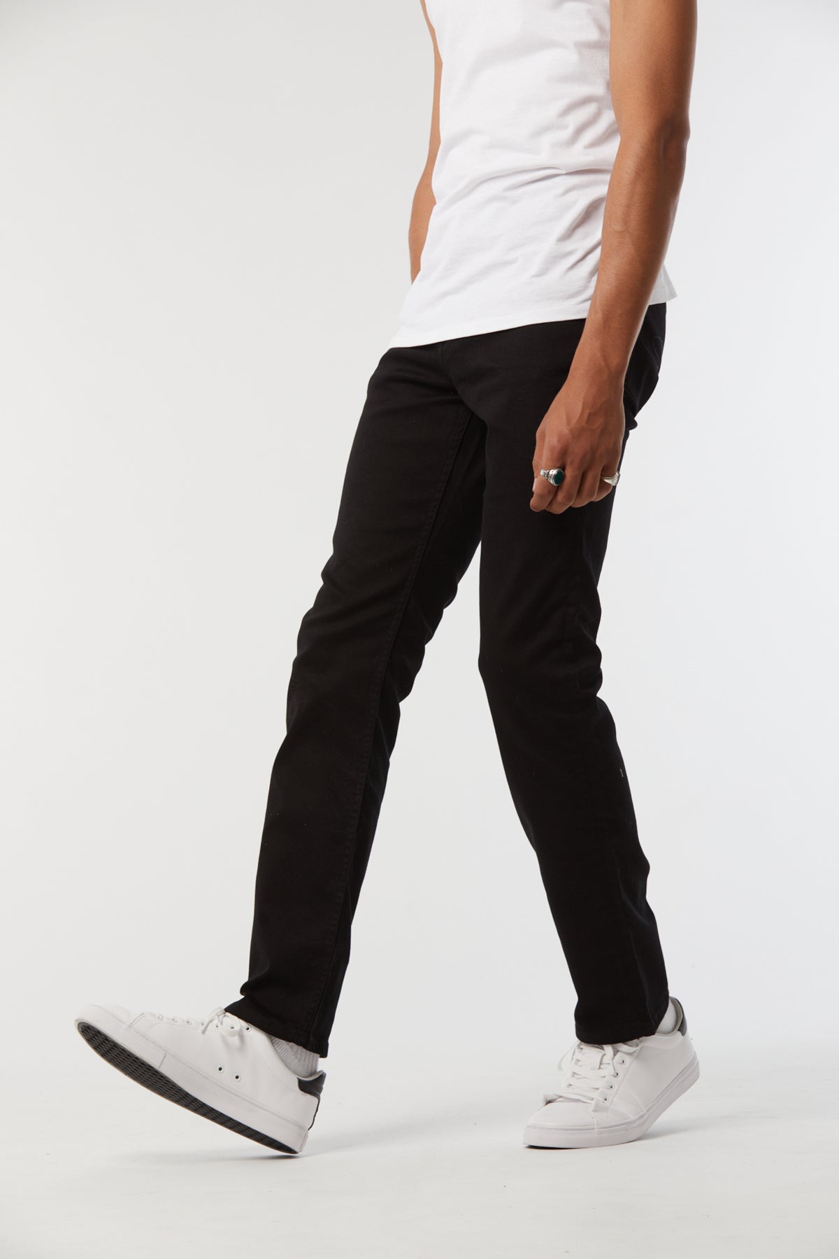 Pantalon LC122ZP Stay Black L34