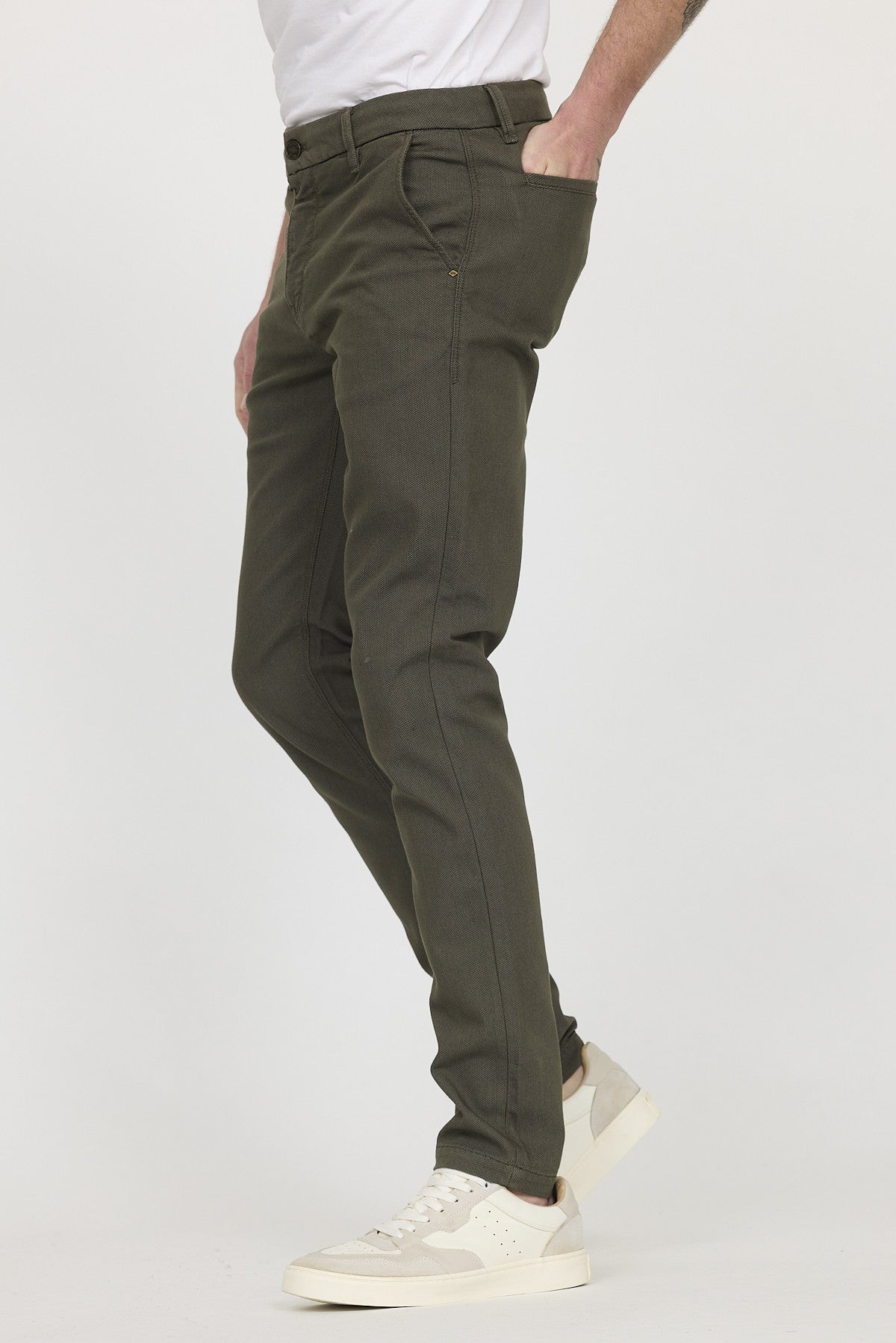 Pantalon Neils Kaki Olive
