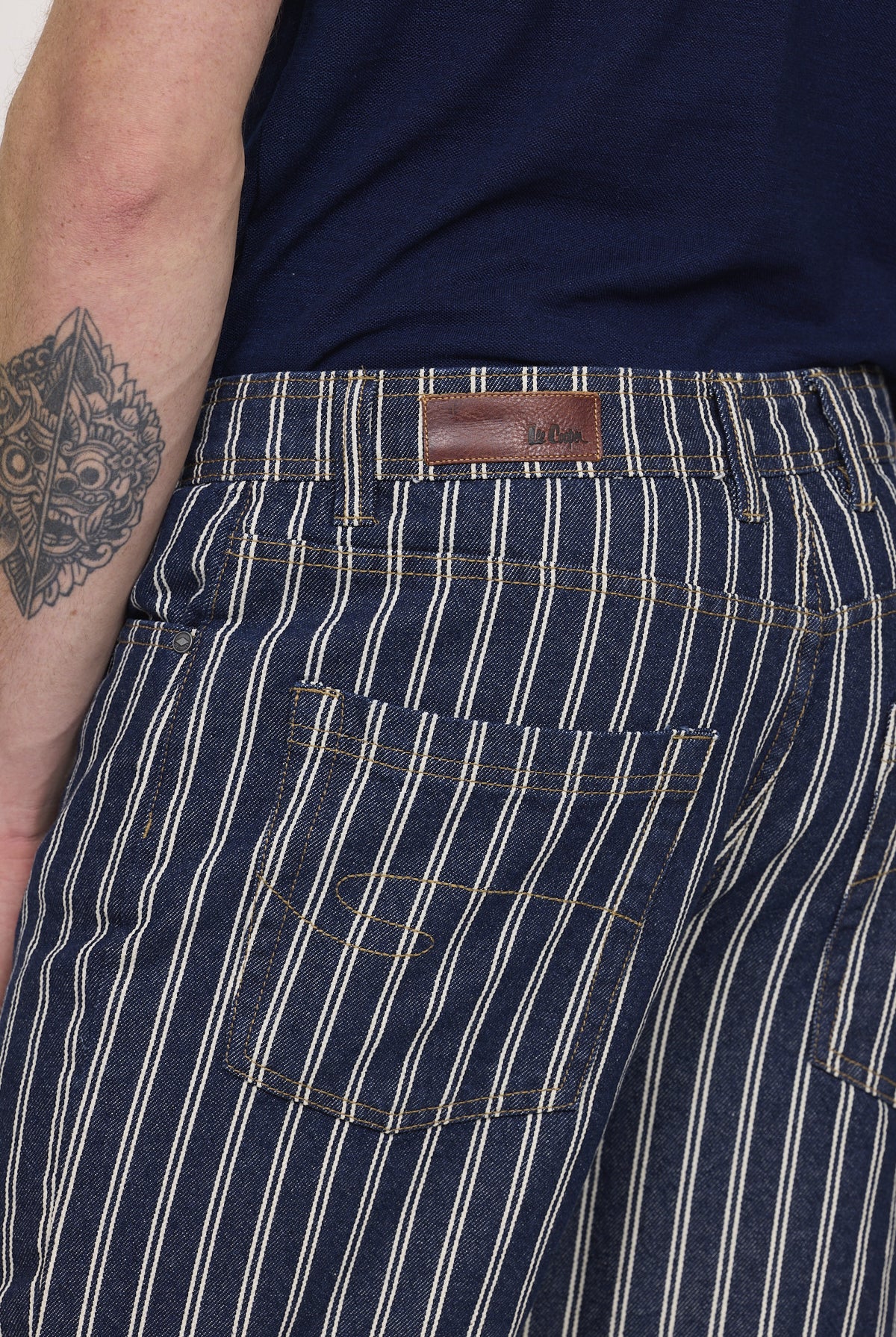 Short NACKS Brut stripes