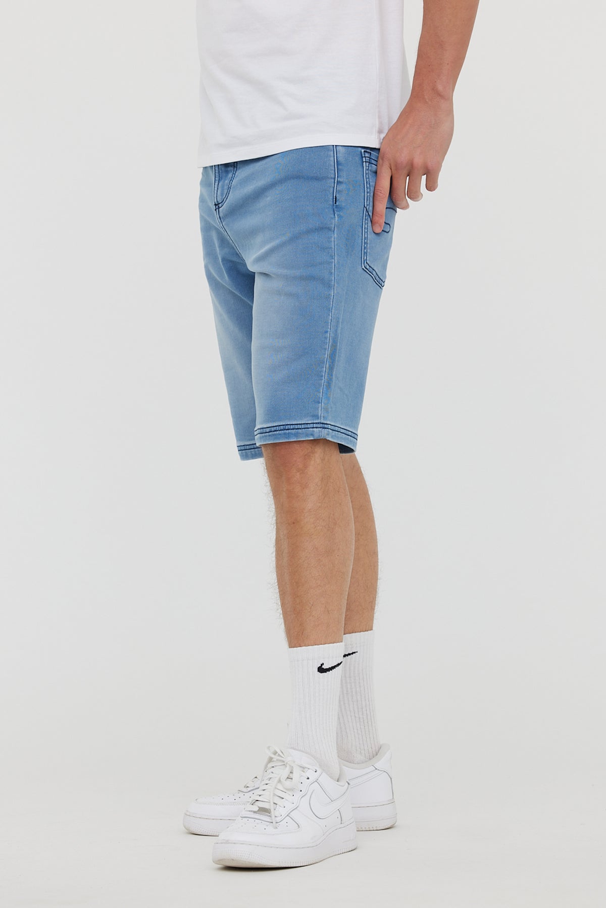 Short NANOT Light blue brushed