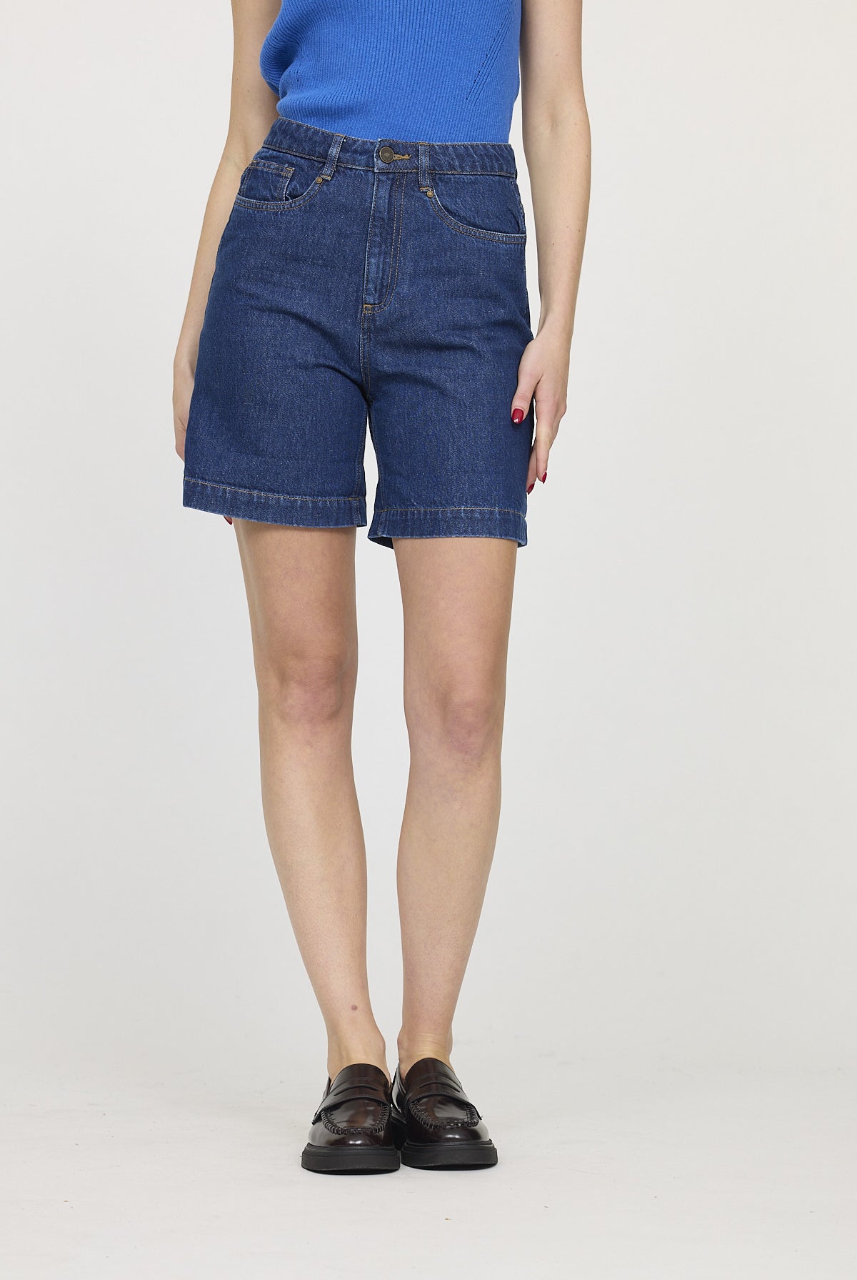 Short NANOU Medium Blue