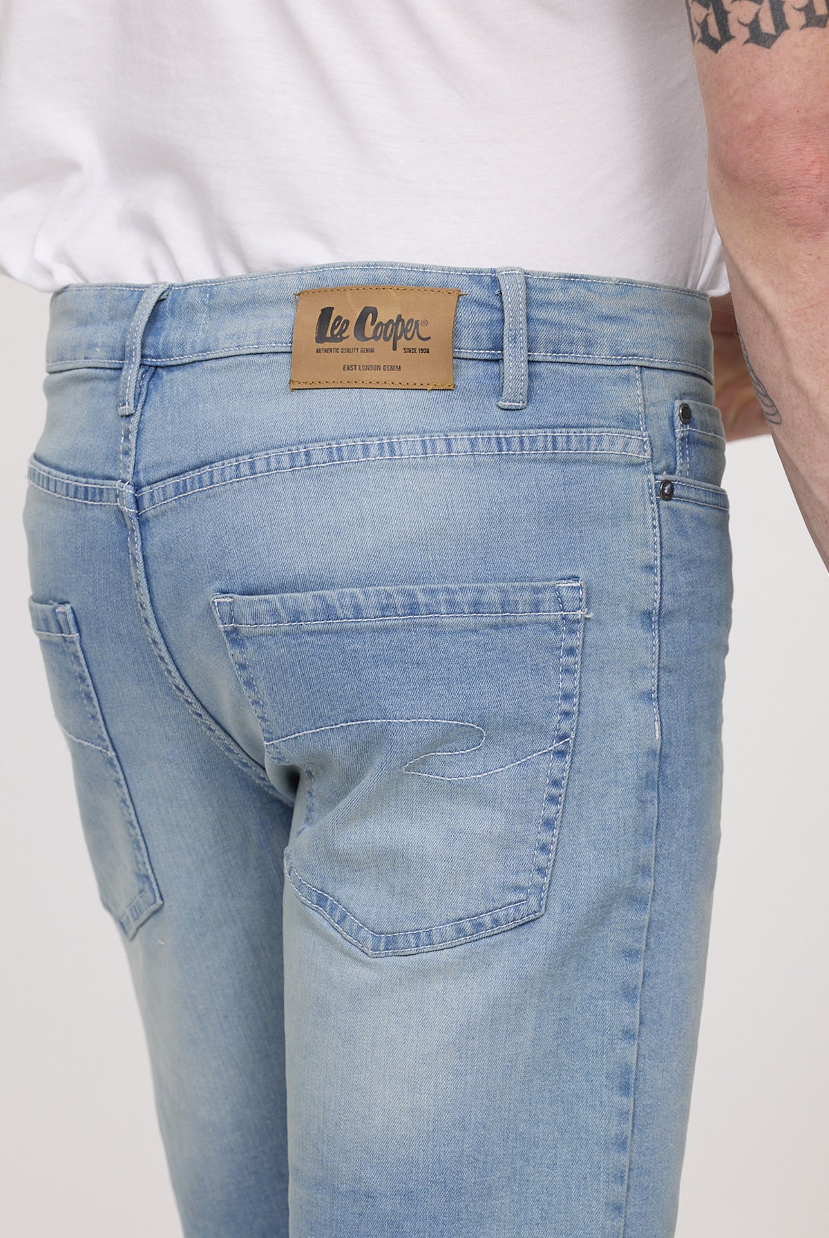 Short NARCO Bleu clair