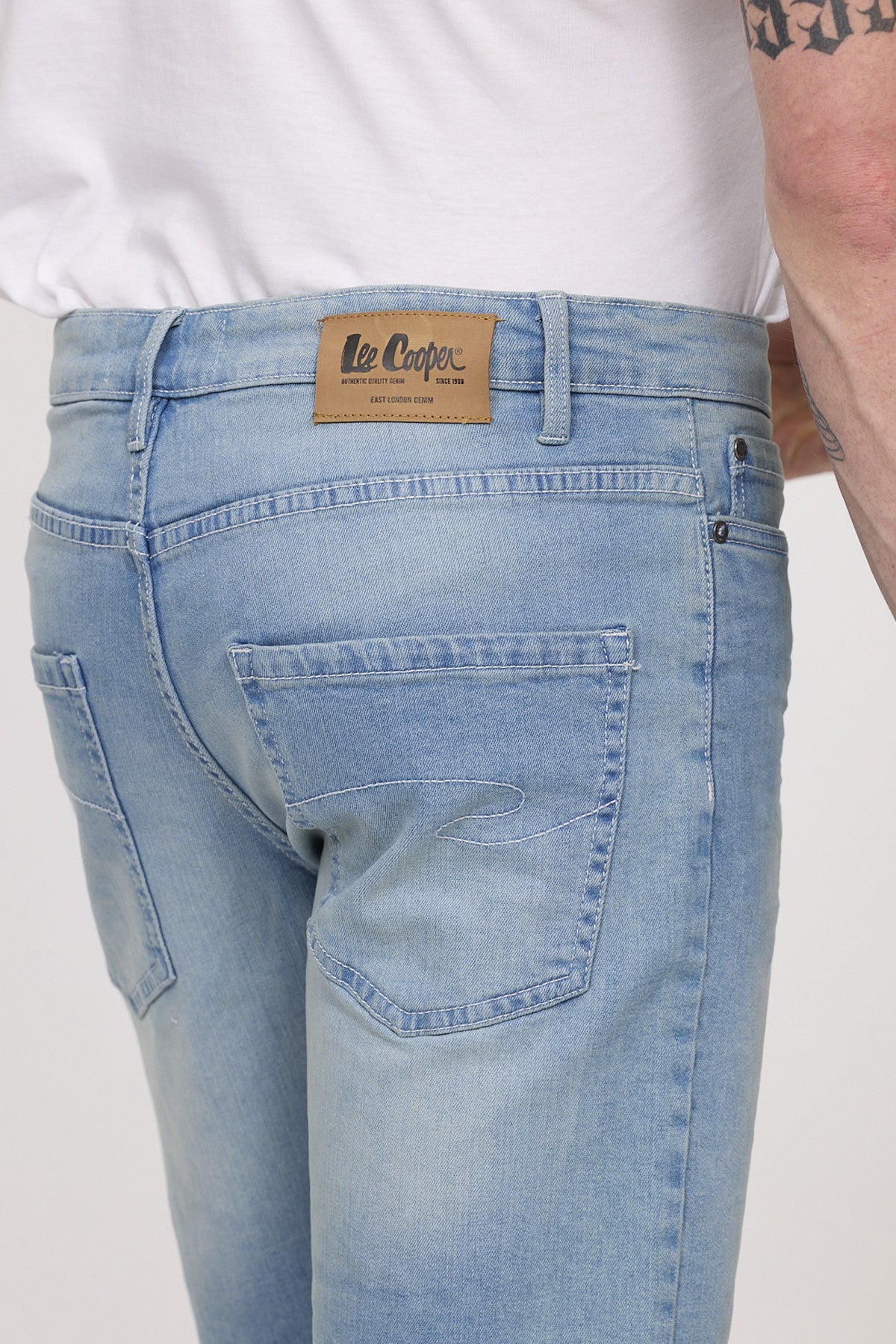 Short NARCO Bleu clair