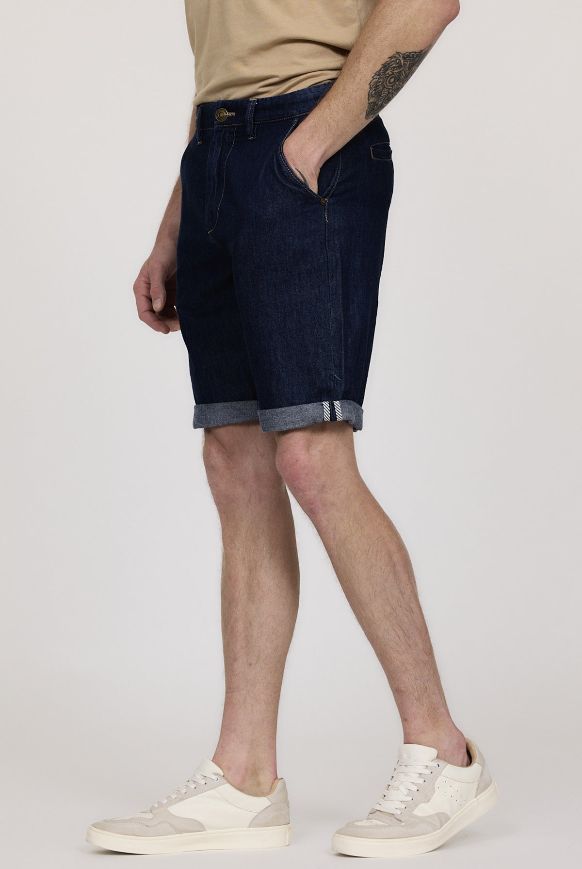 Short NARO Dark medium blue