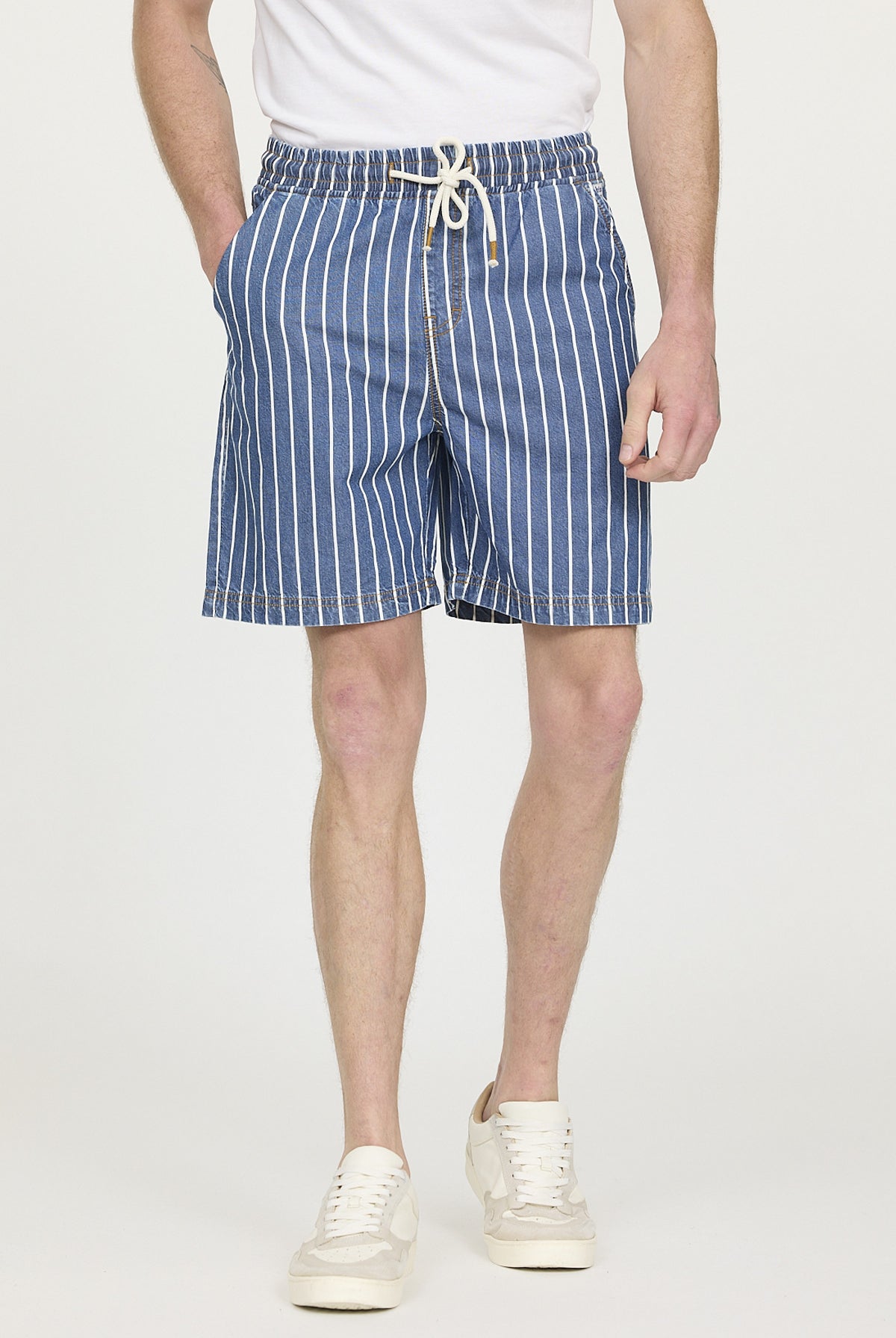 Short NORY Light Blue stripes