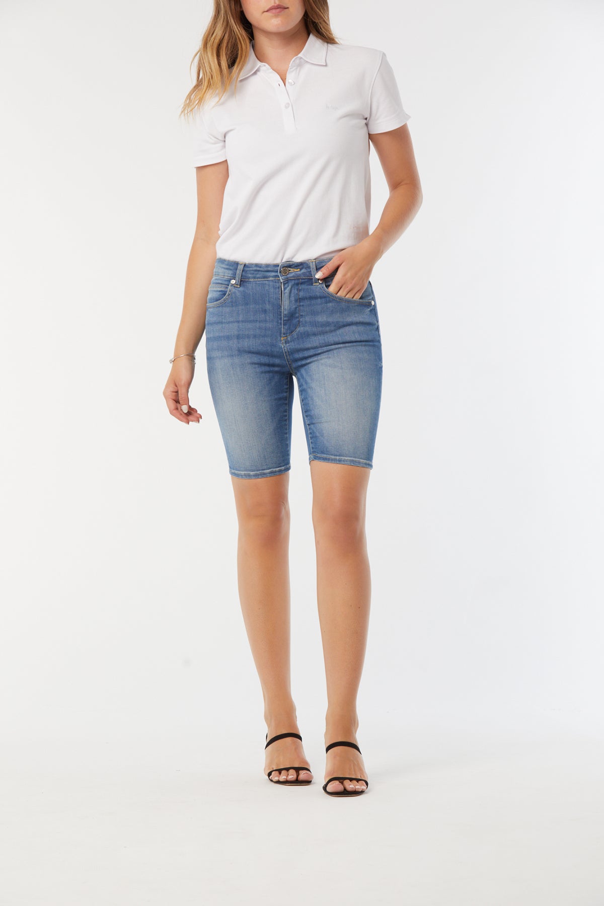 Shorts NUCIE Eco light blue