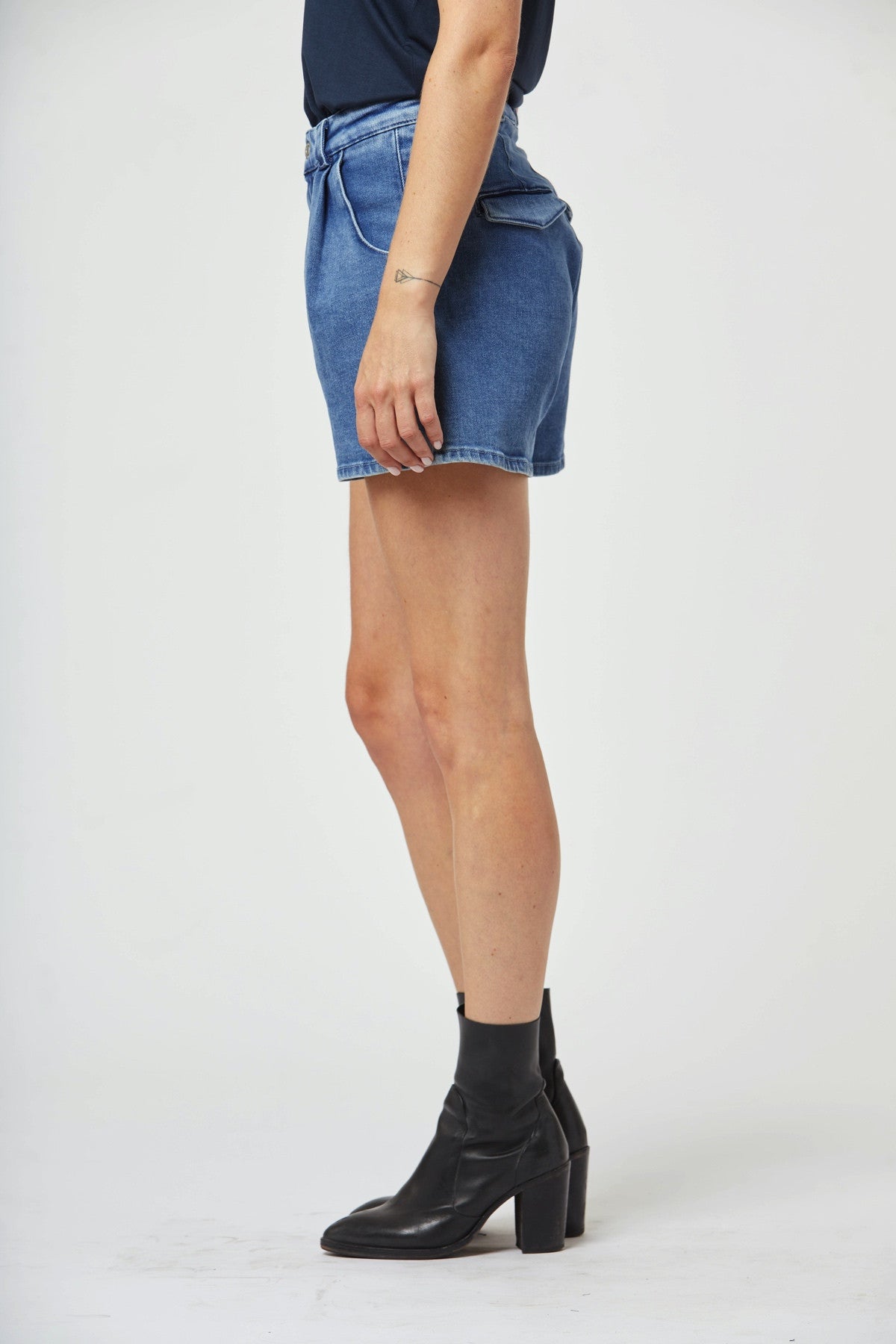 Short JAIKA Recycled Vintage Blue