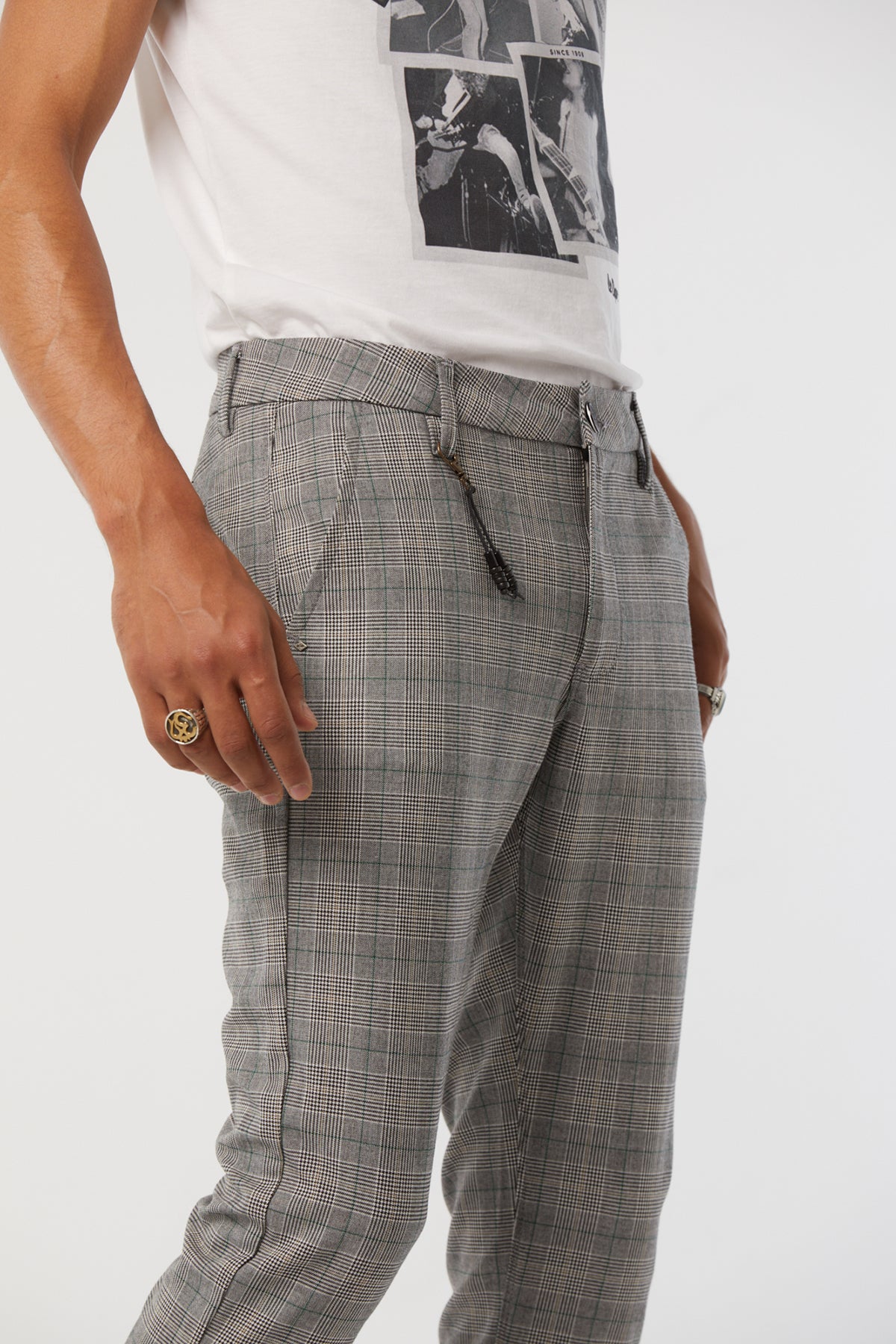 Pantalon NEILS Gris - L32