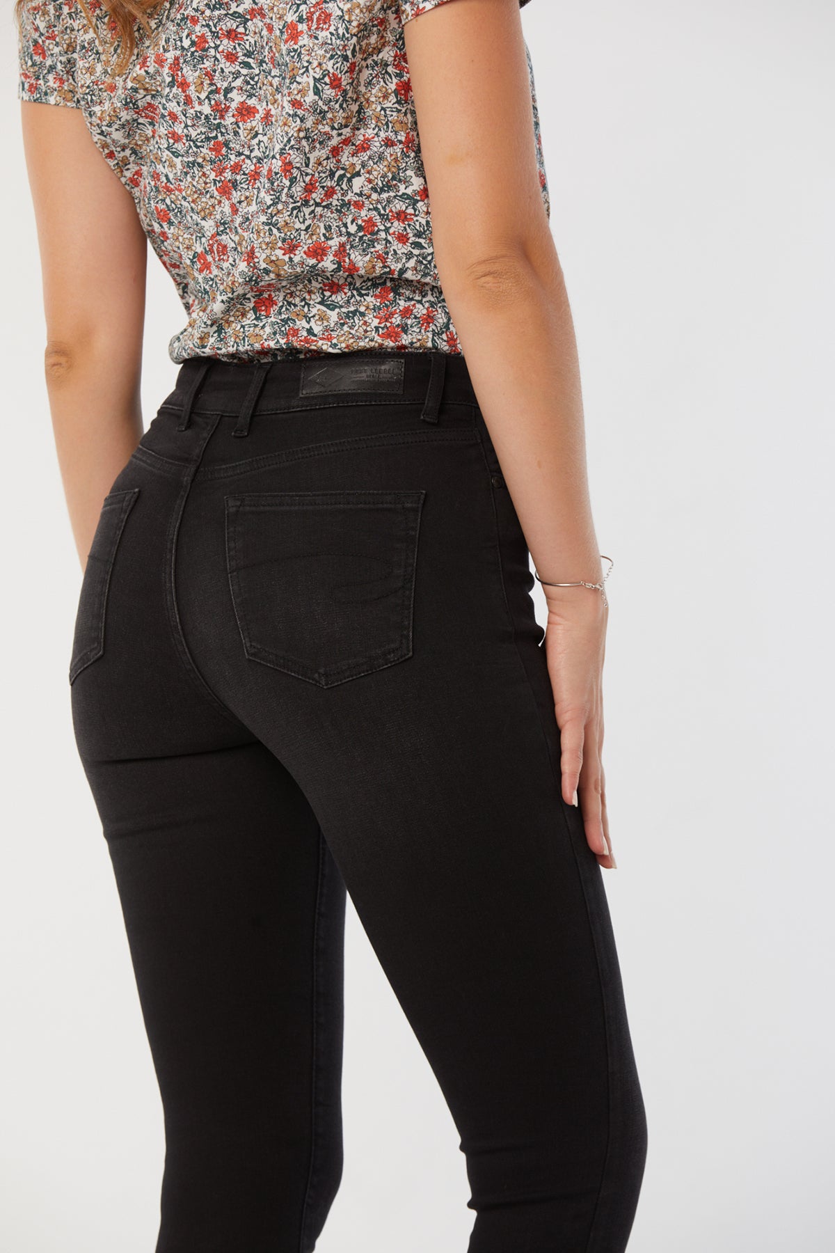 Jeans LC115 Noir - L32