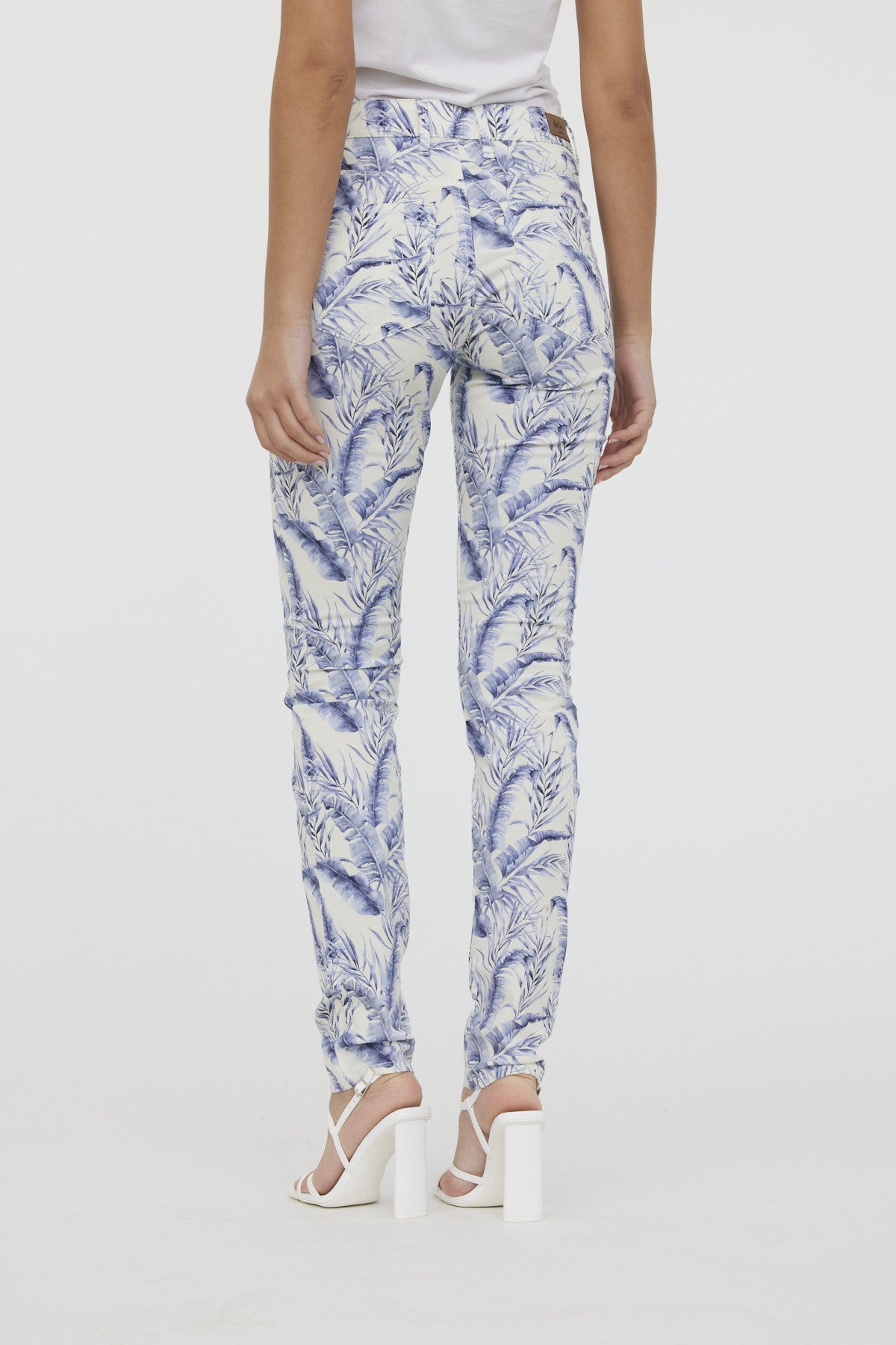 Pantalon LC135 Marshmallow - L32