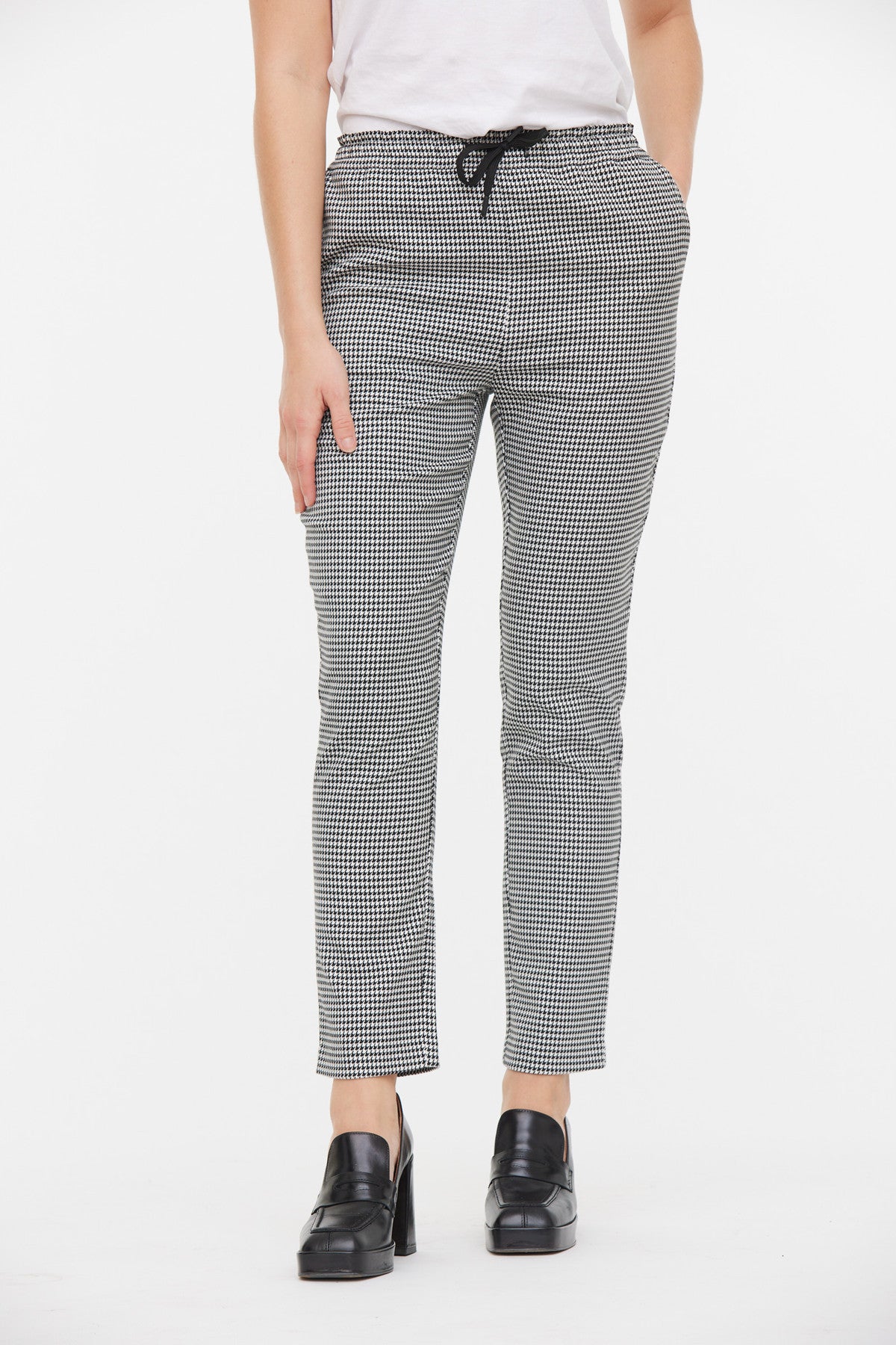 Pantalon GURI Gris
