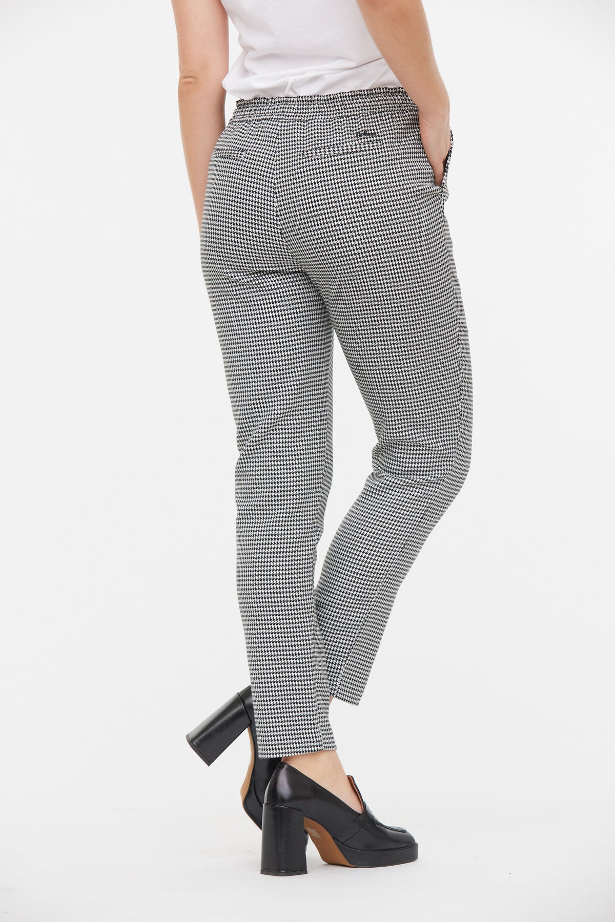 Pantalon GURI Gris