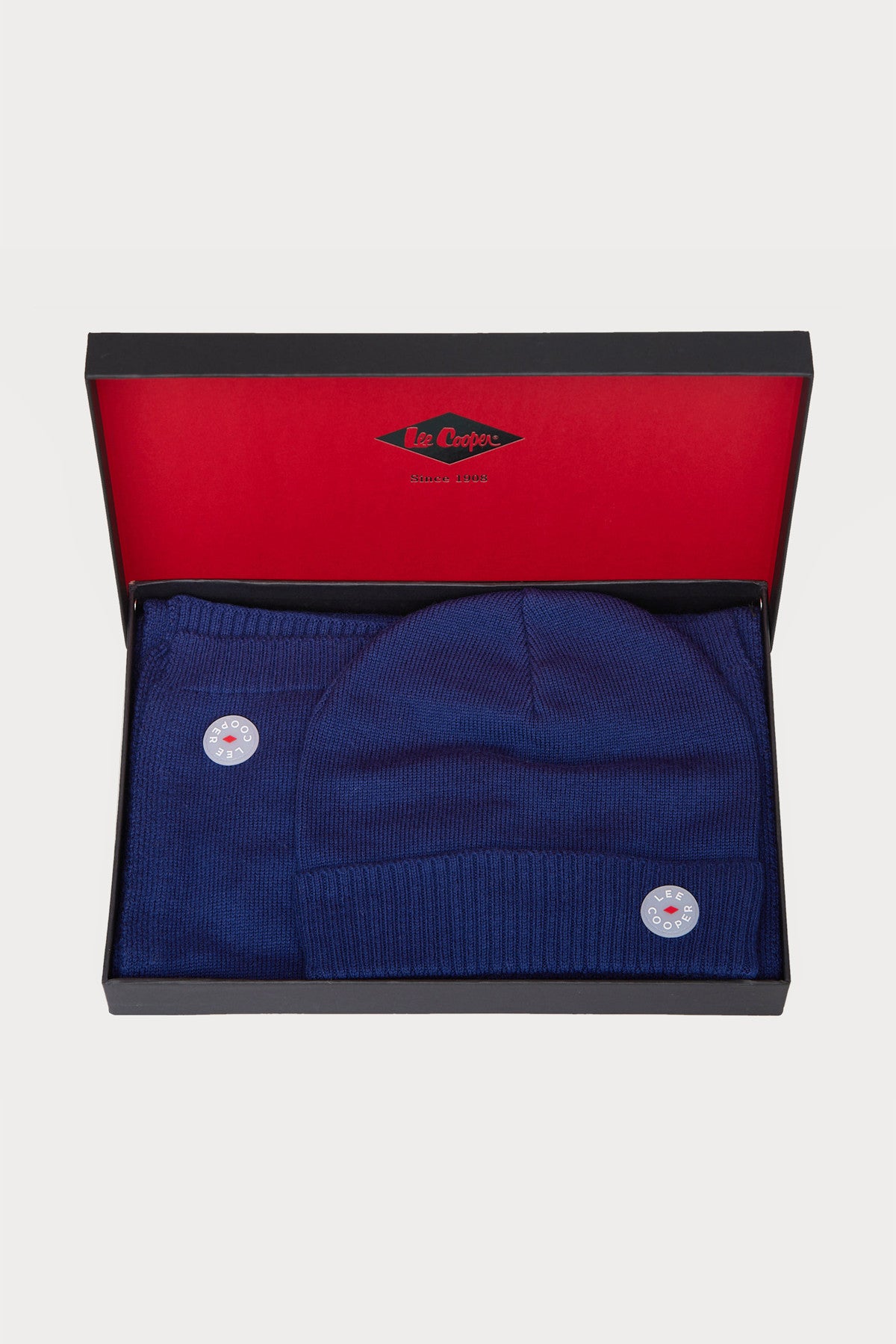 Coffret avec bonnet et écharpe