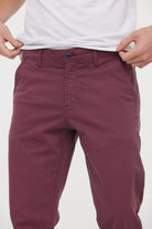 Pantalon chino GALANT Lie De Vin L34
