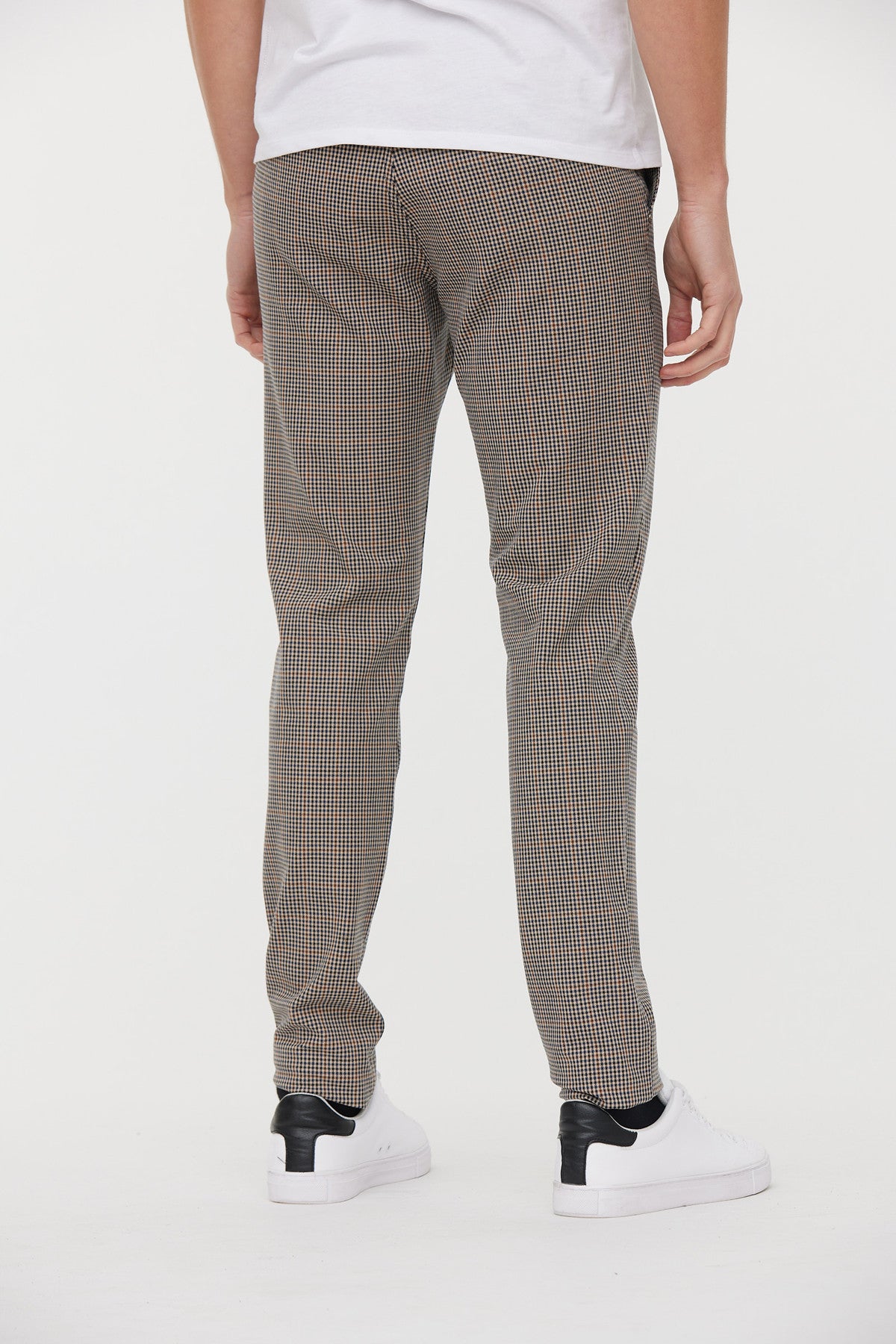 Pantalon chino NEILS Argile Beige L32