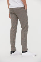 Pantalon chino NEILS Argile Beige L32