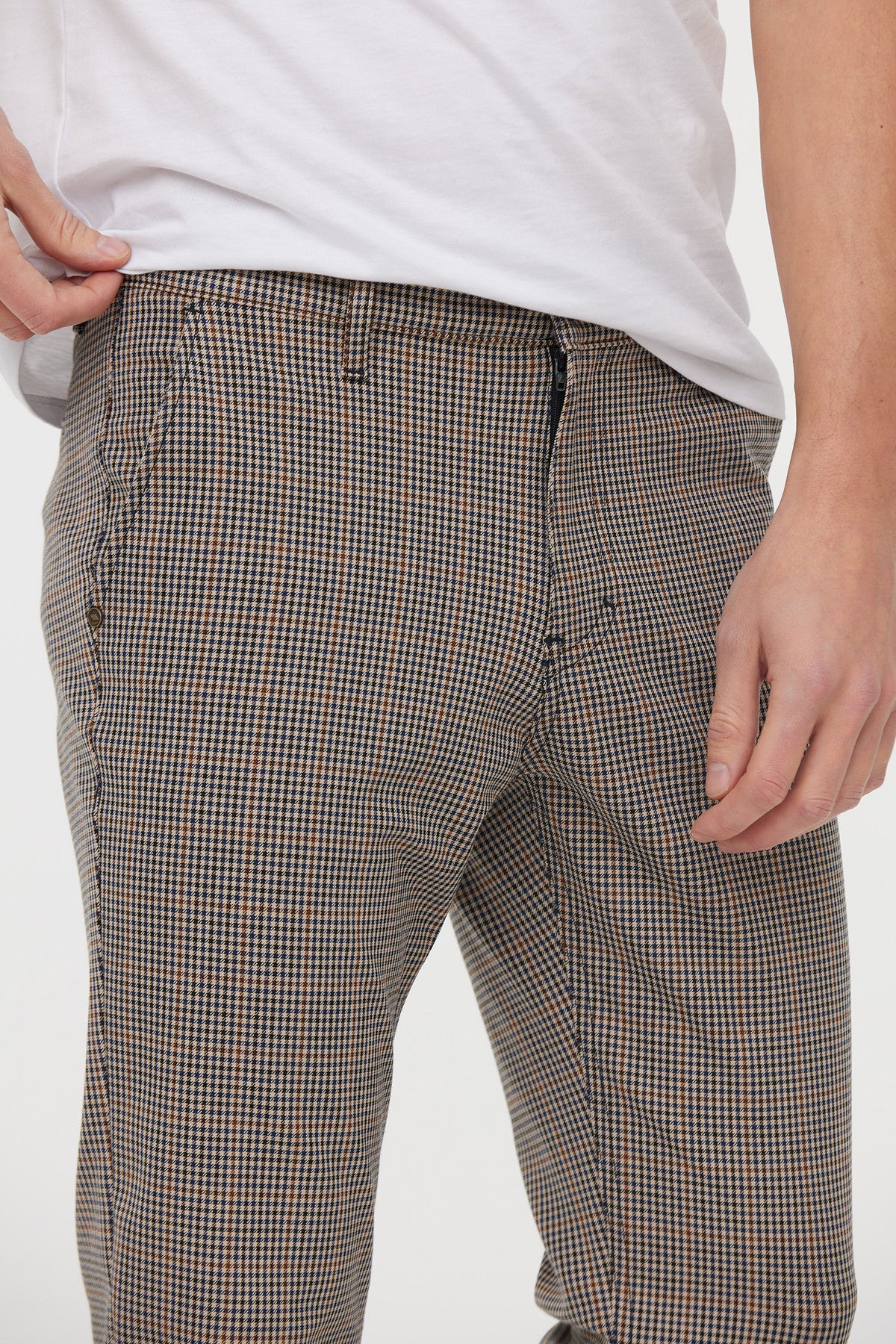 Pantalon chino NEILS Argile Beige L32