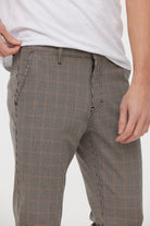 Pantalon chino NEILS Argile Beige L32