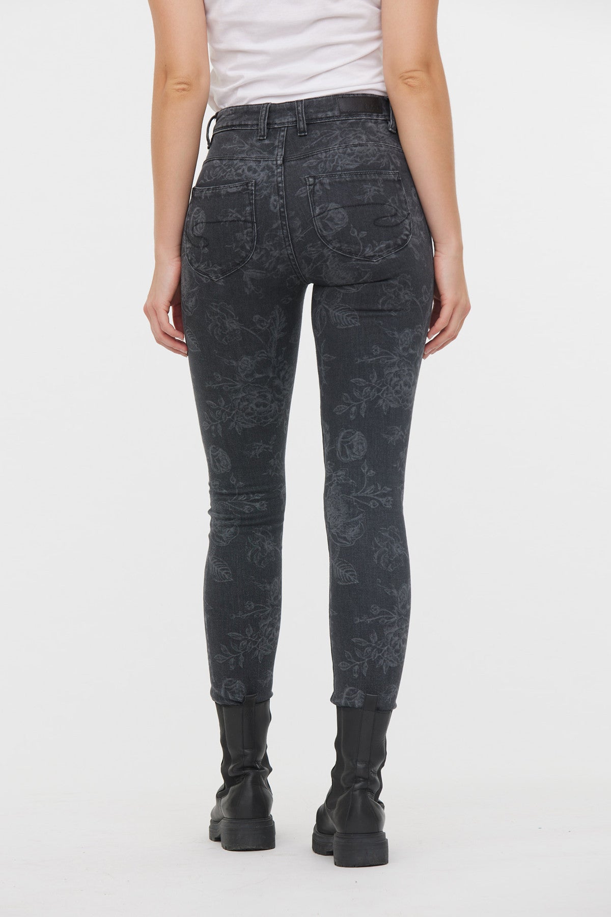 Jean JAMIA Grey Flower L30