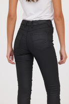 Jean LC135F Black Coatted L32