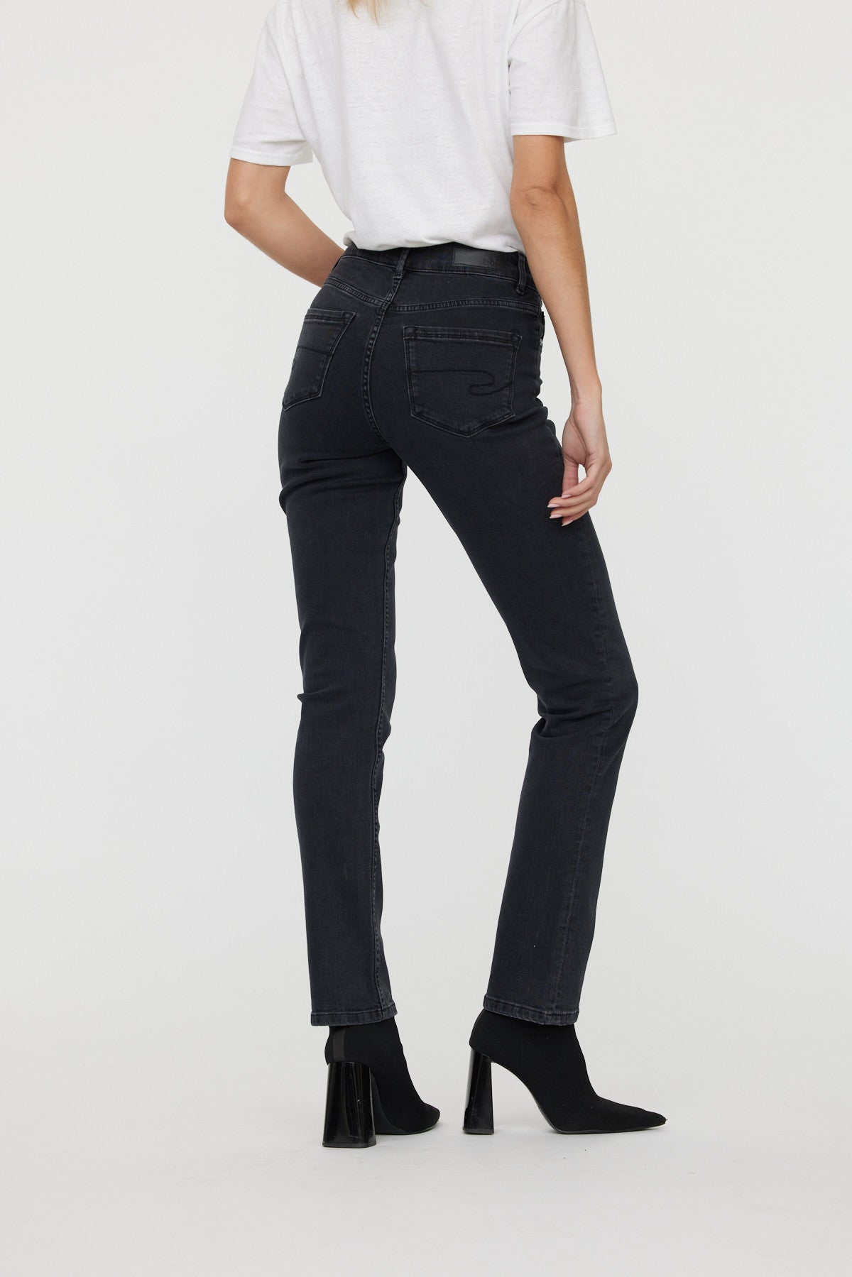 Jean LC161 Black Used
