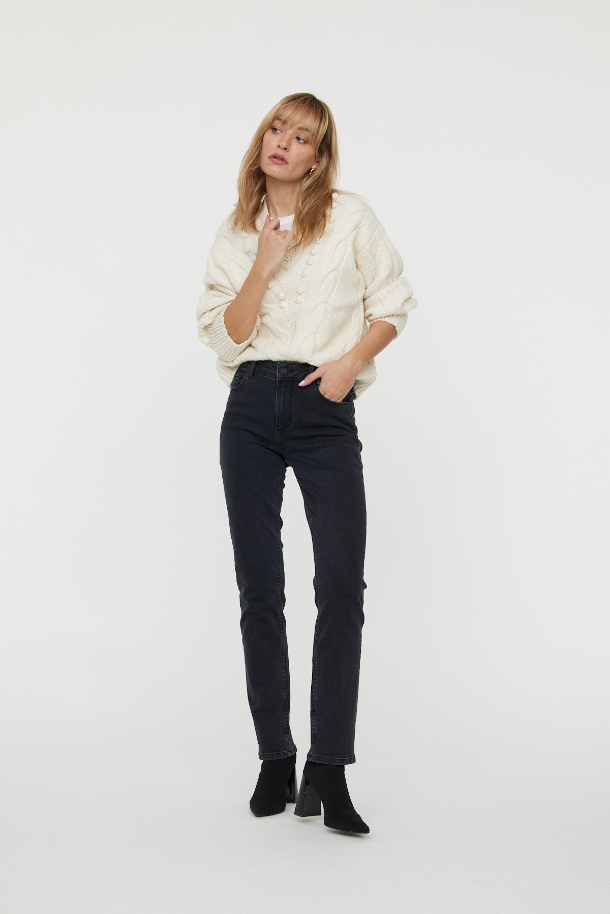 Jean LC161 Black Used