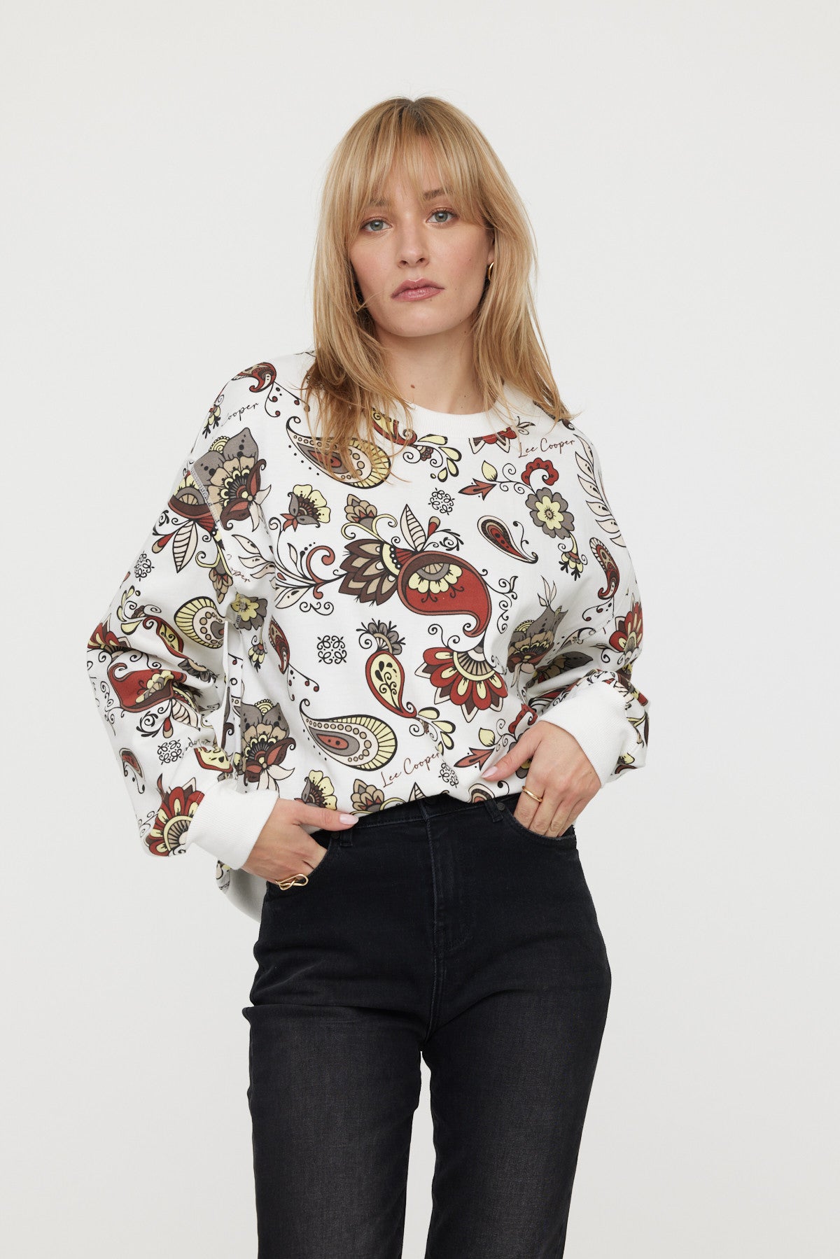 Sweat Ekaci Ivory
