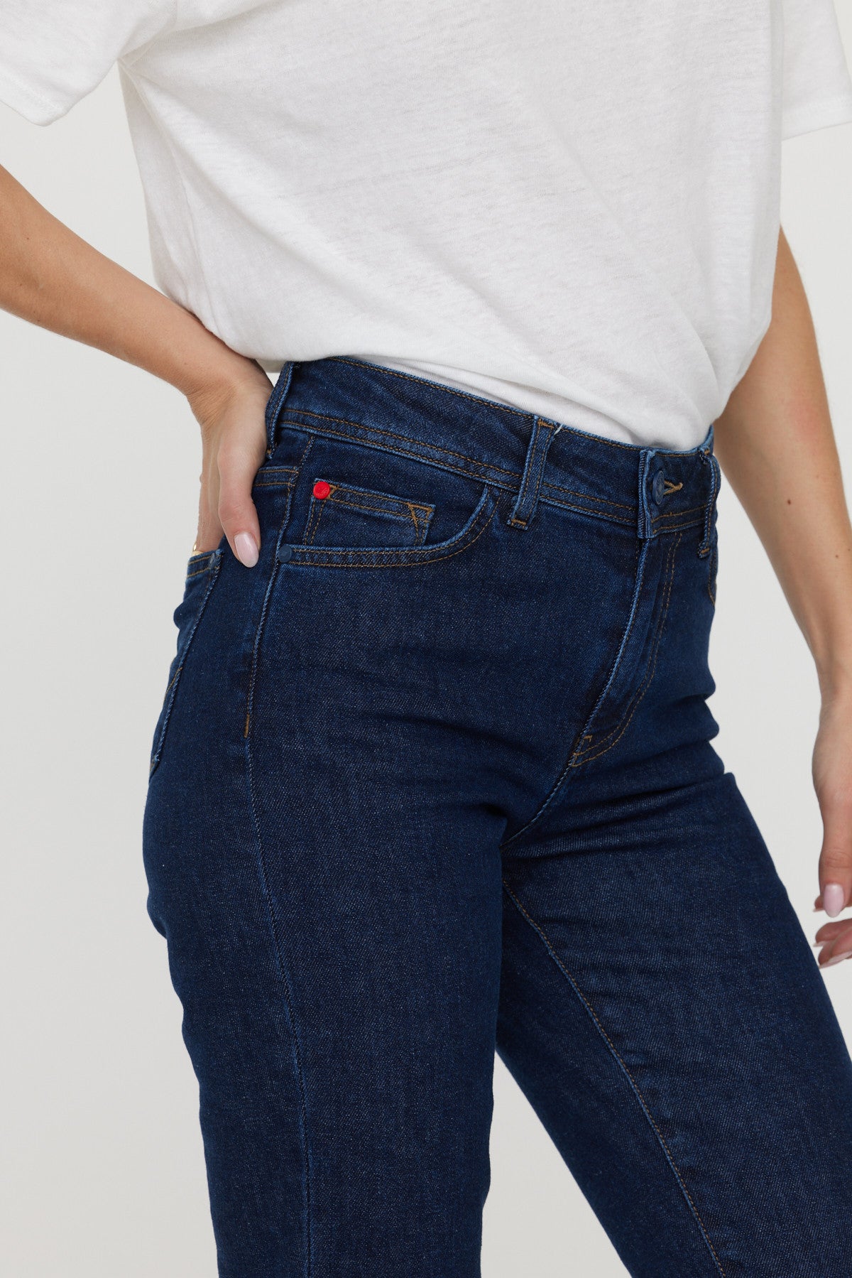 Jean LC161 Stone