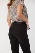 Jean Jana Black Black