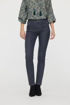 Jean Jinnie Grey Used