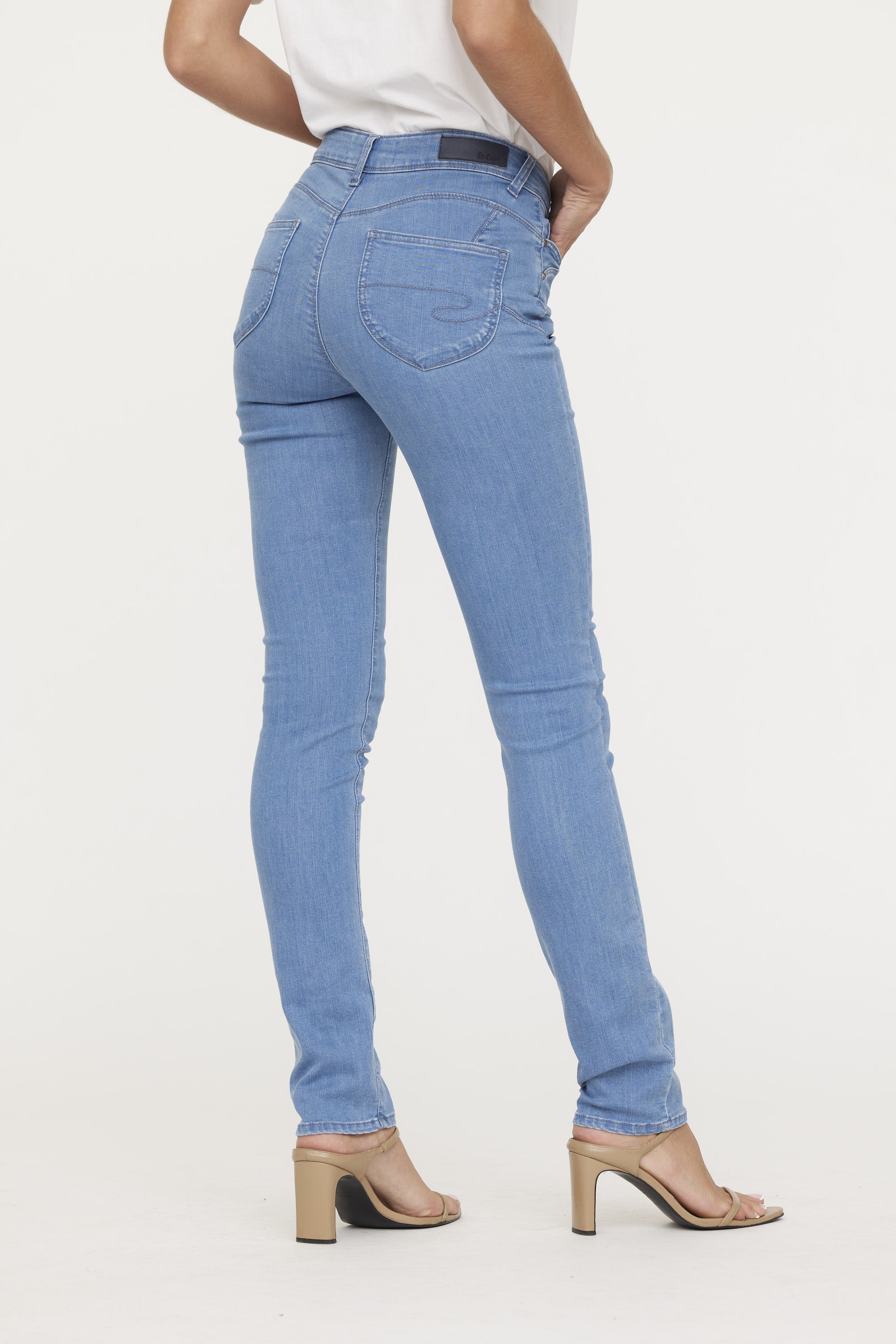 Jean JINNIE Light Blue Brushed
