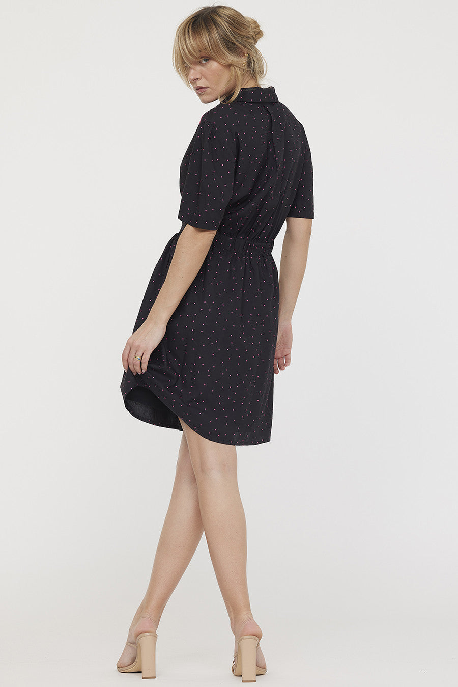 Robe LIRA Black