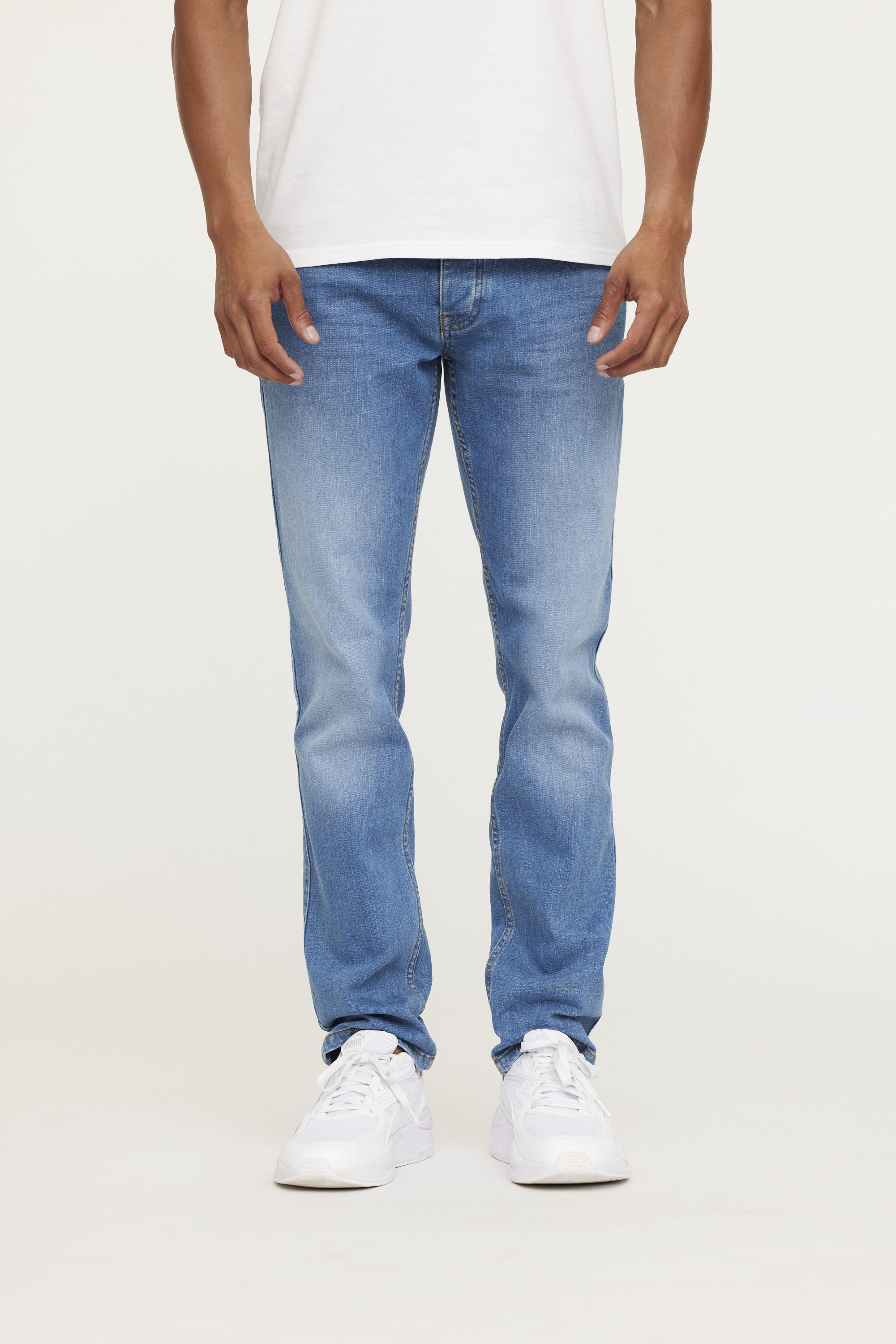 Jean LC020 Bright Blue Brushed