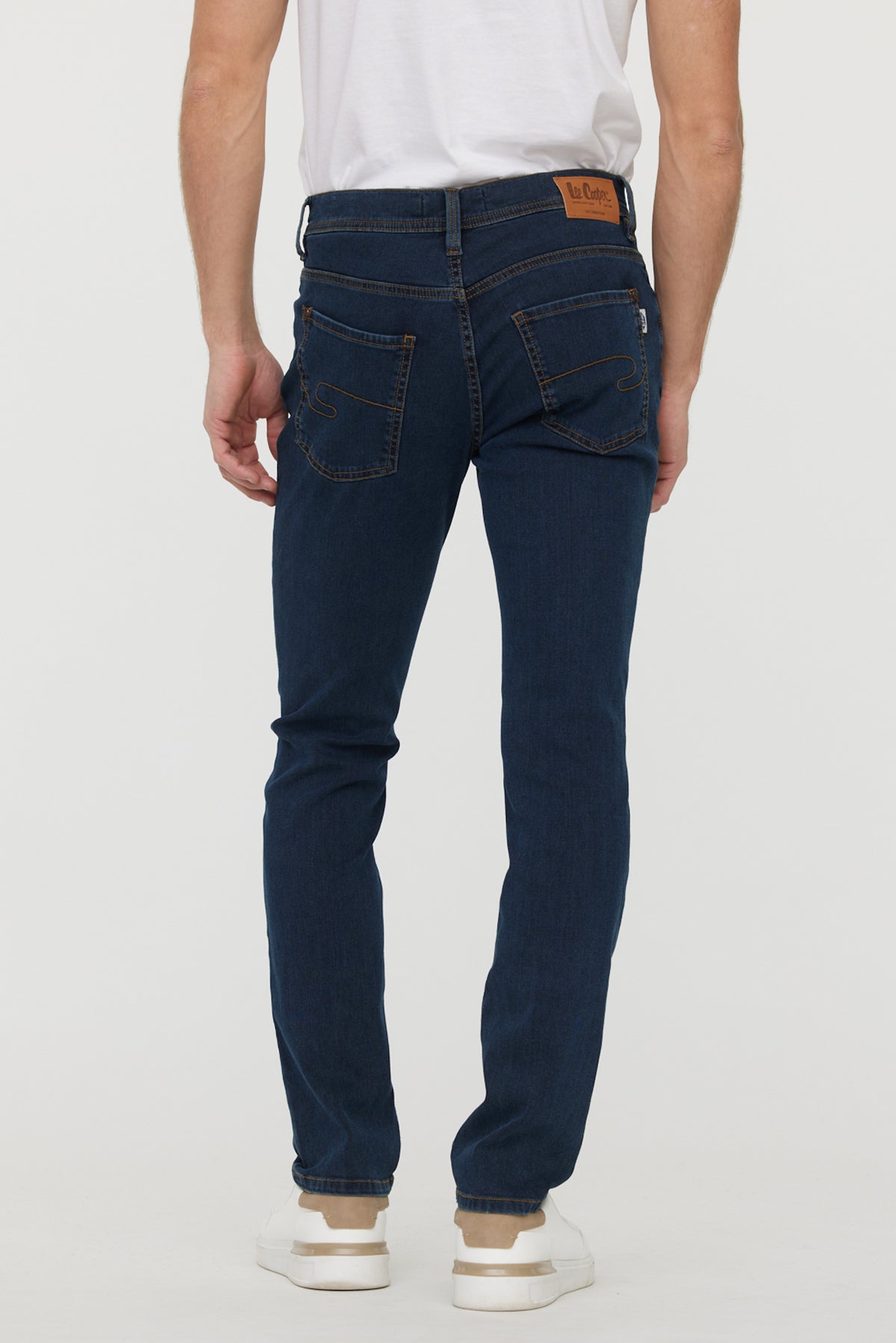 Jean LC122 Double Stone Piqué