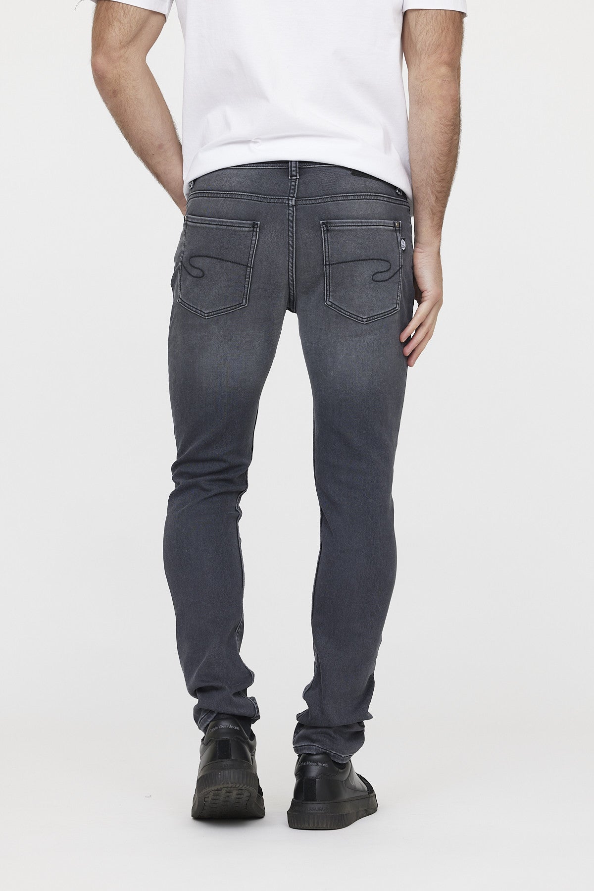 Jean LC122 Dark grey