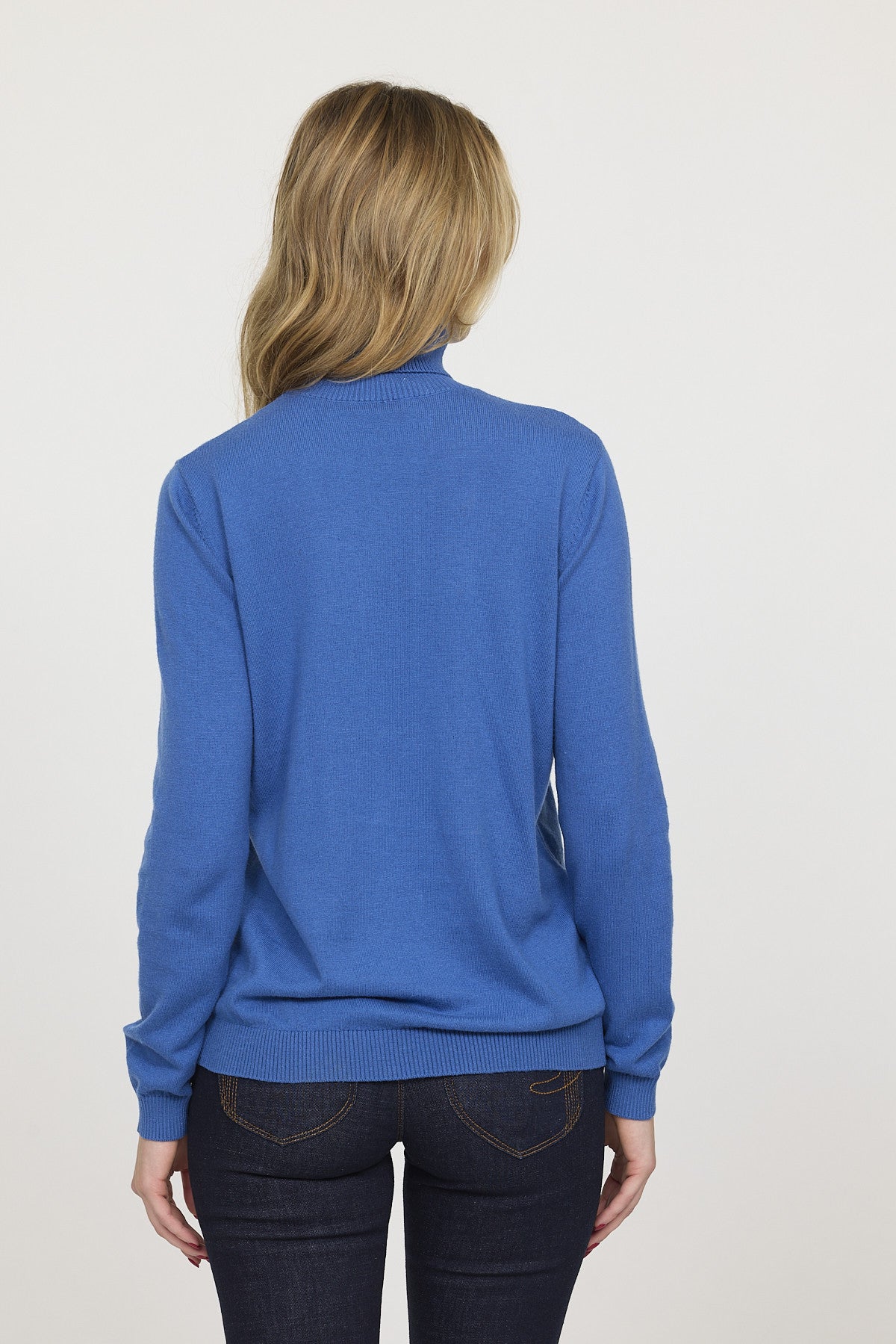 Pull CRIRA Ceruleen