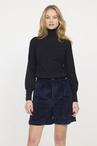 Pull CAPER Black