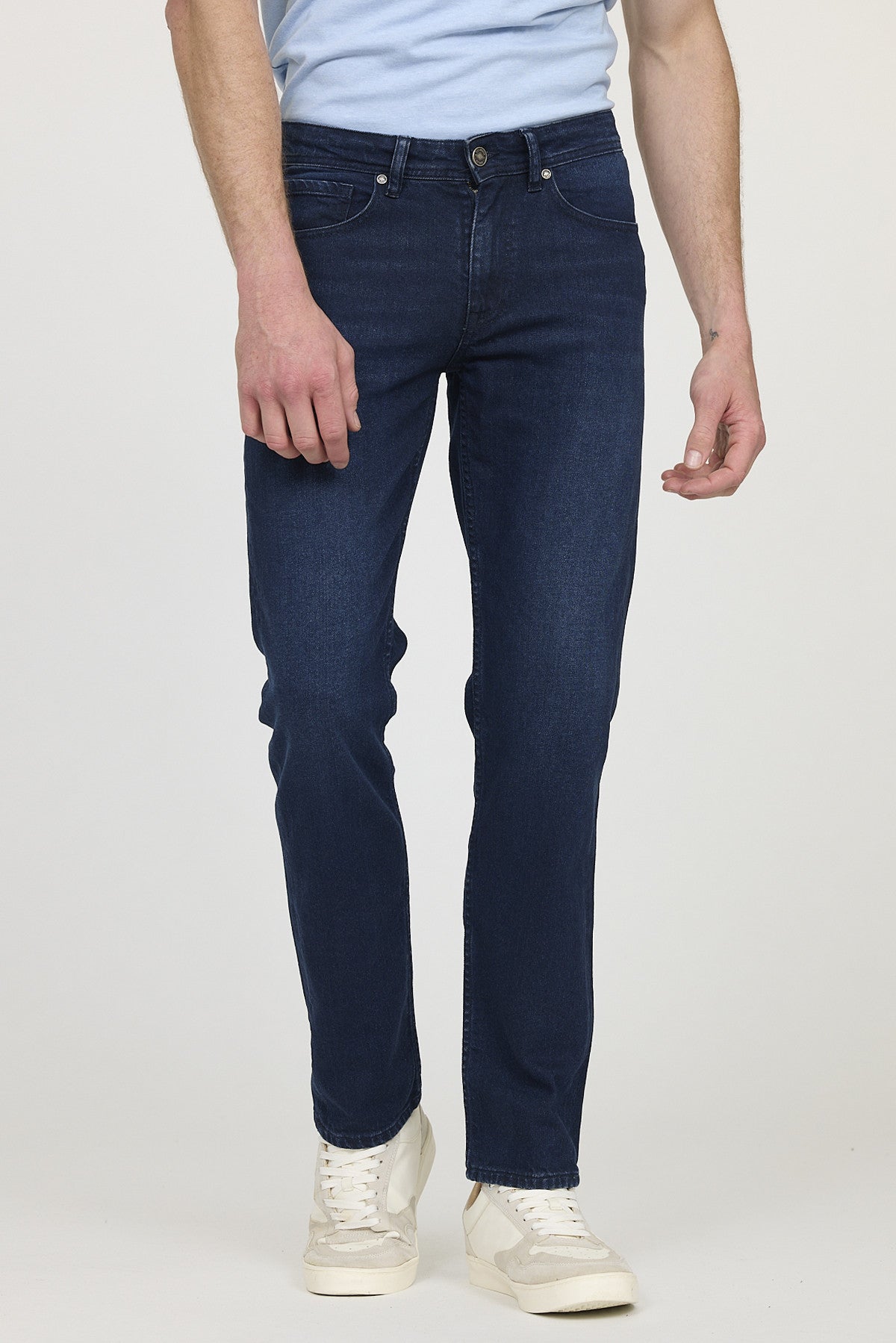 Jean LC122 Blue black stone