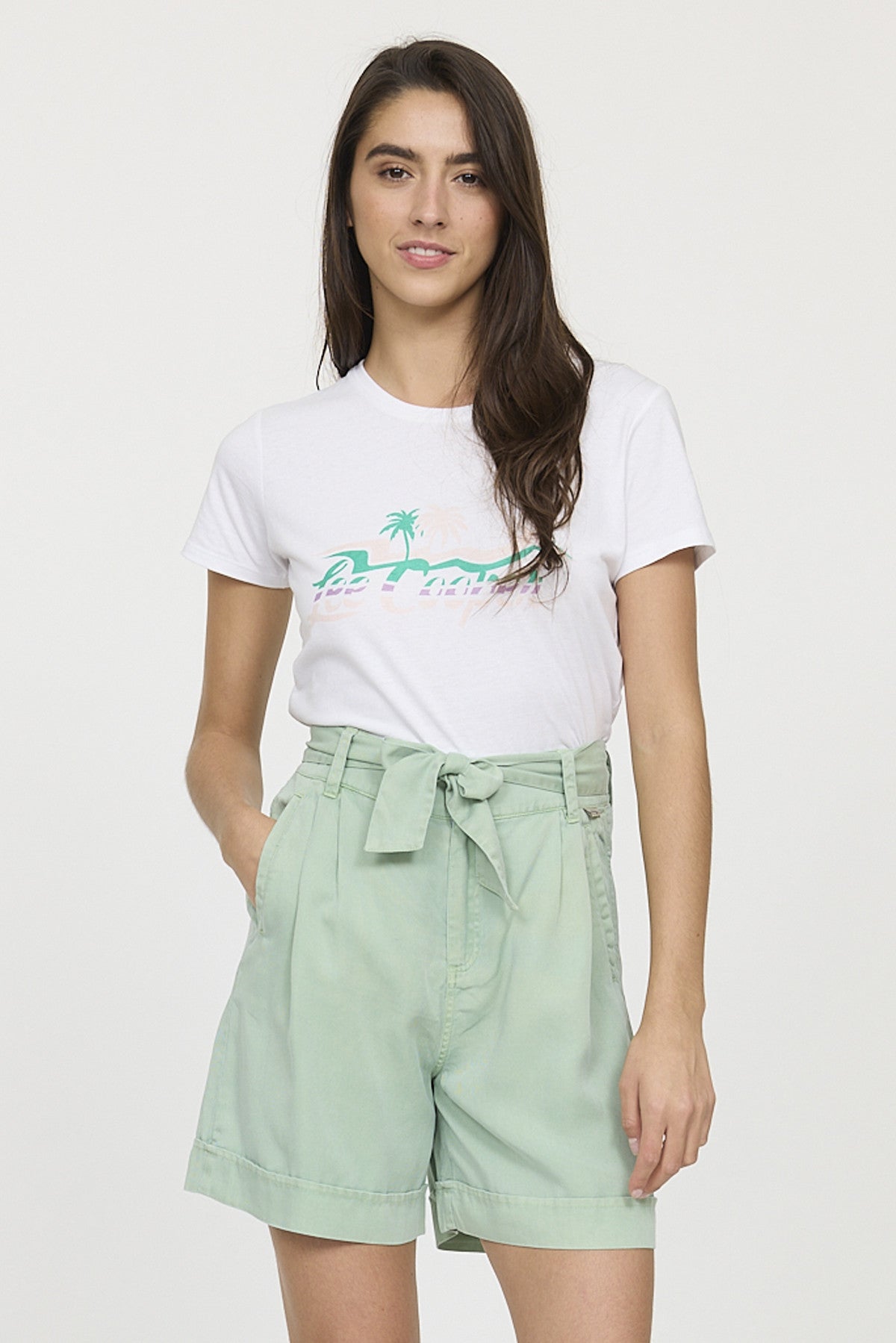 Short NADA Opaline